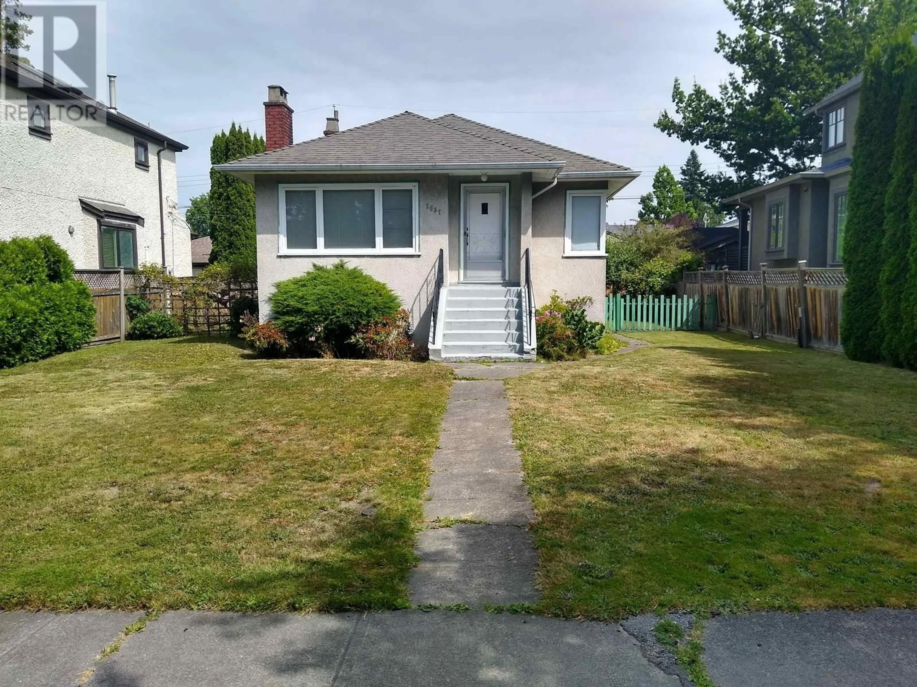 Unknown for 2637 21ST AVENUE, Vancouver British Columbia V6L1K2