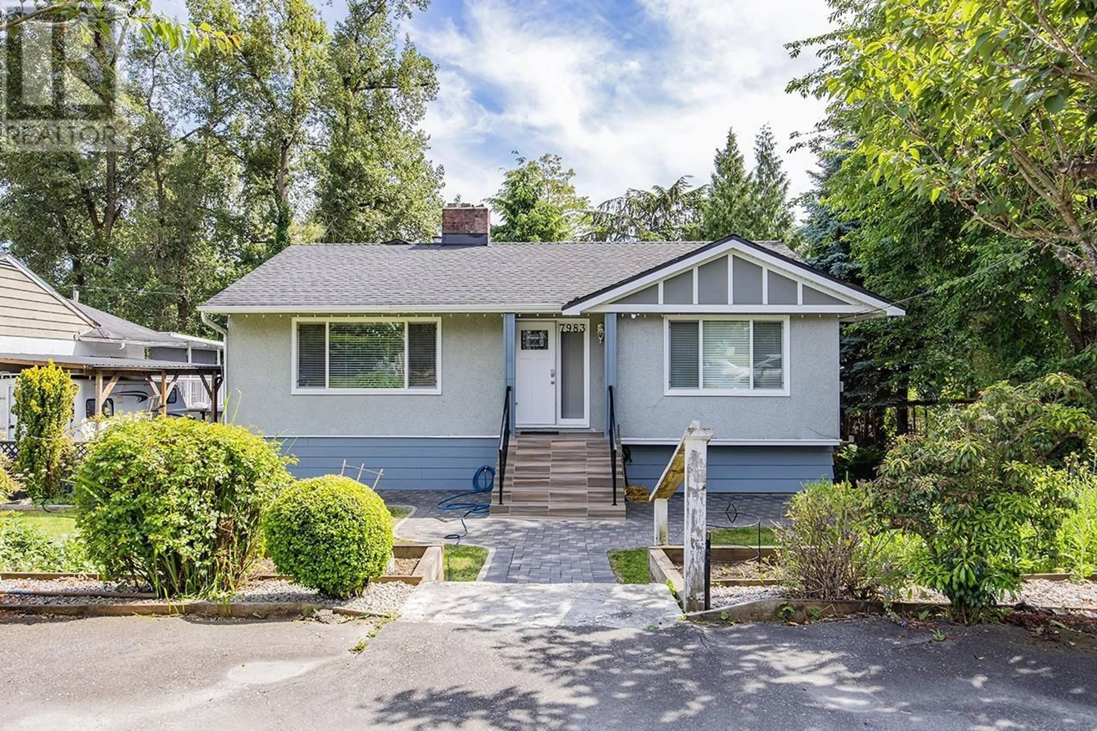 Home with vinyl exterior material, street for 7983 SUNCREST DRIVE, Burnaby British Columbia V5J3N4