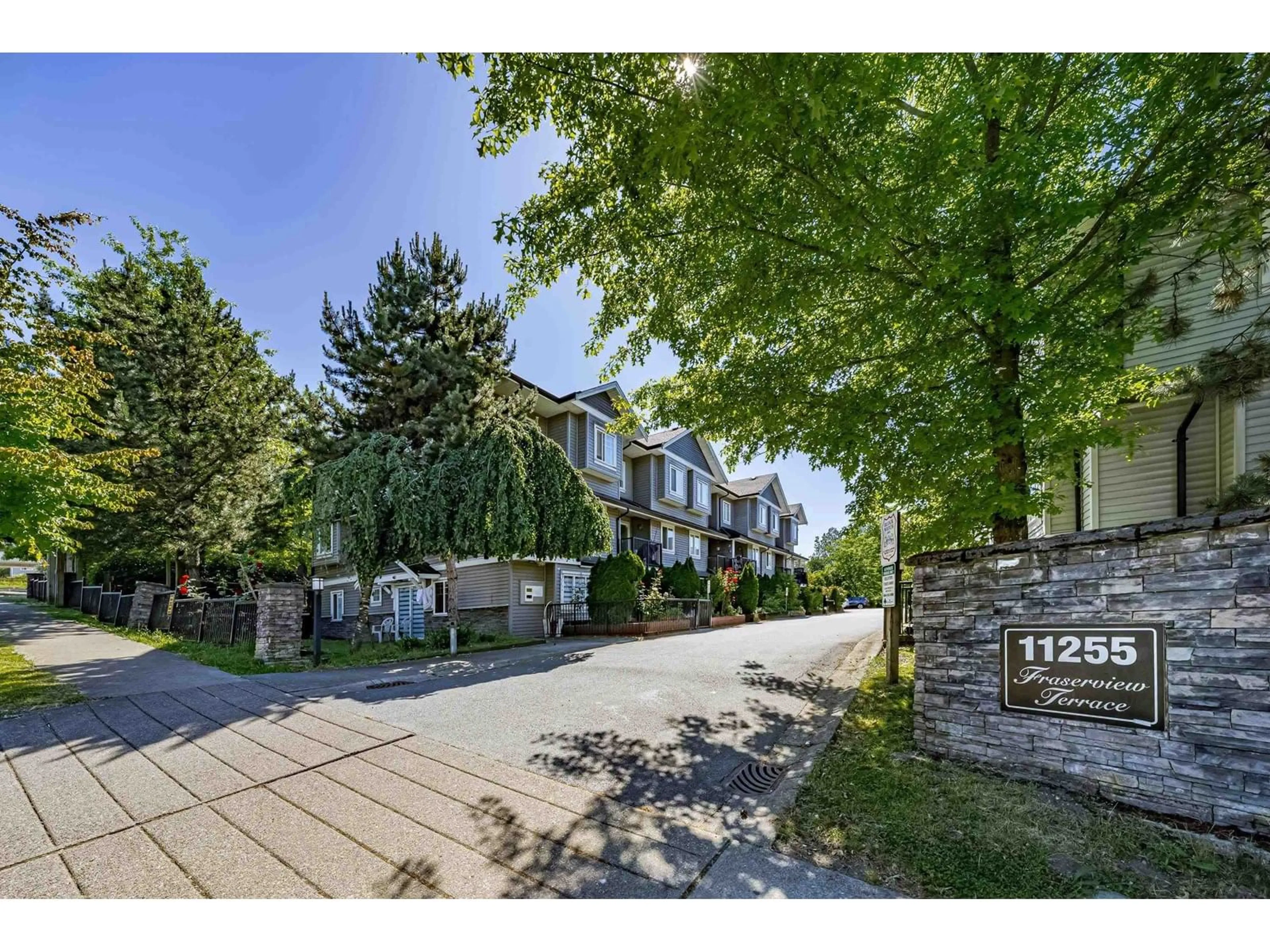Unknown for 31 - 11255 132, Surrey British Columbia V3R4R3