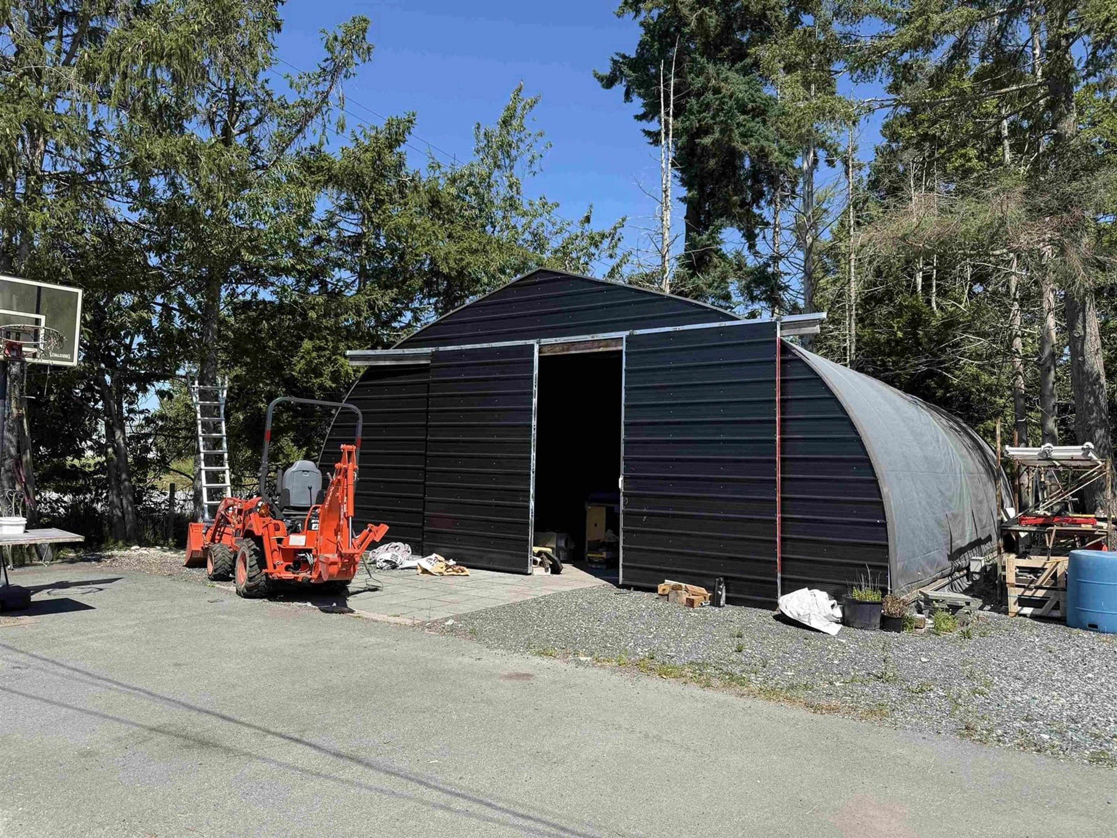 Shed for 1148 176, Surrey British Columbia V3Z9S5