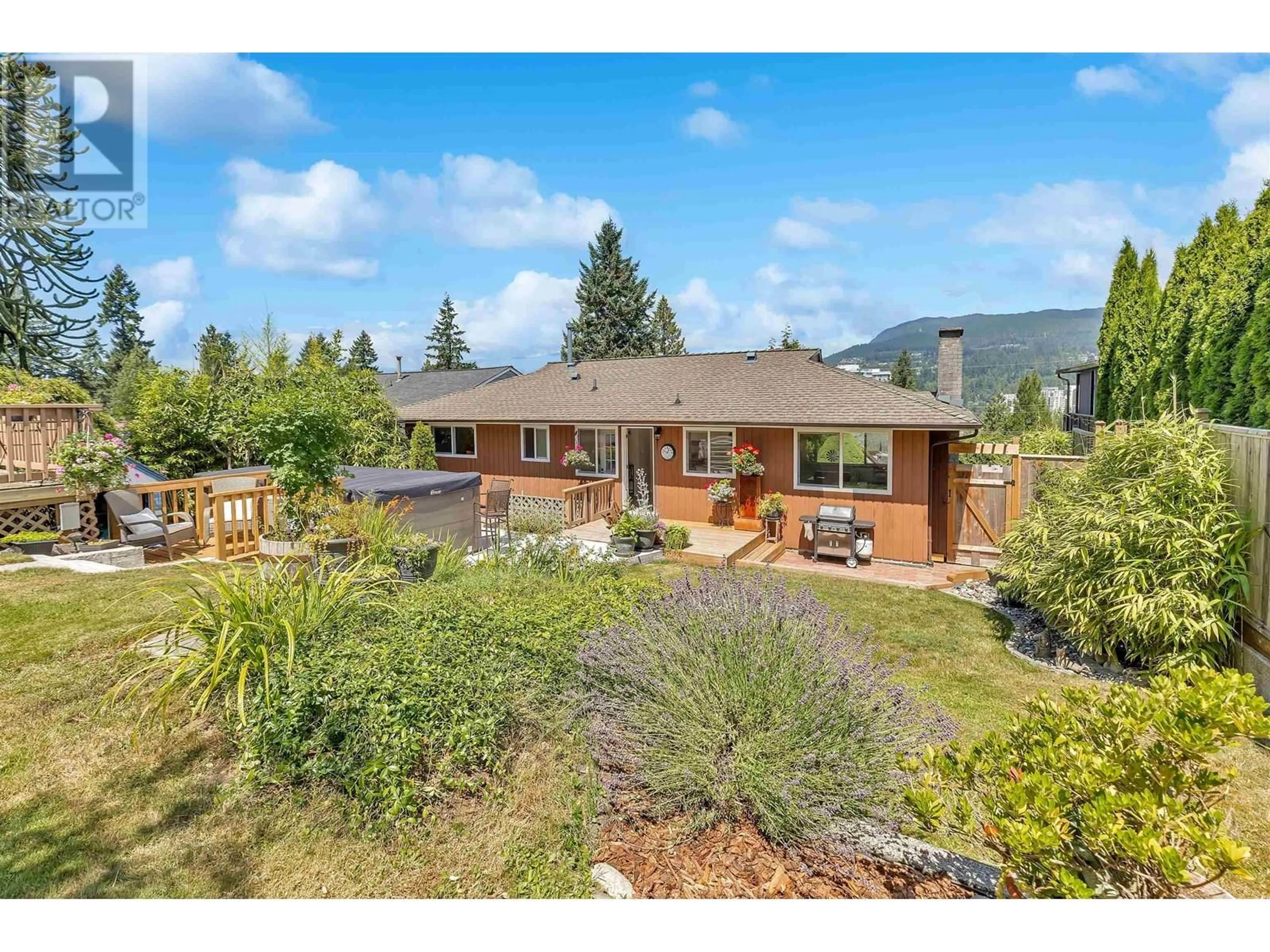 A pic from outside/outdoor area/front of a property/back of a property/a pic from drone, mountain view for 3321 VIEWMOUNT DRIVE, Port Moody British Columbia V3H2L8