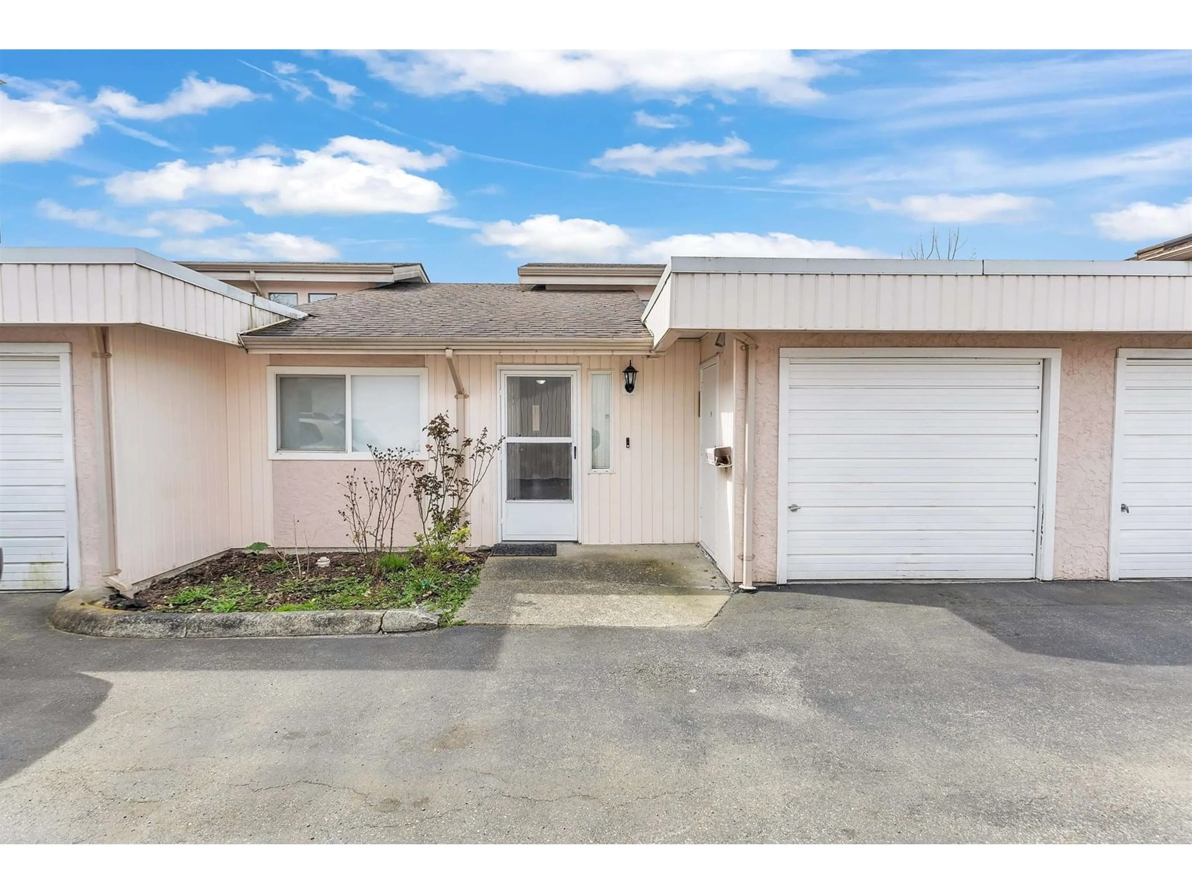 Unknown for 6 - 9493 BROADWAY STREET, Chilliwack British Columbia V2P5T8