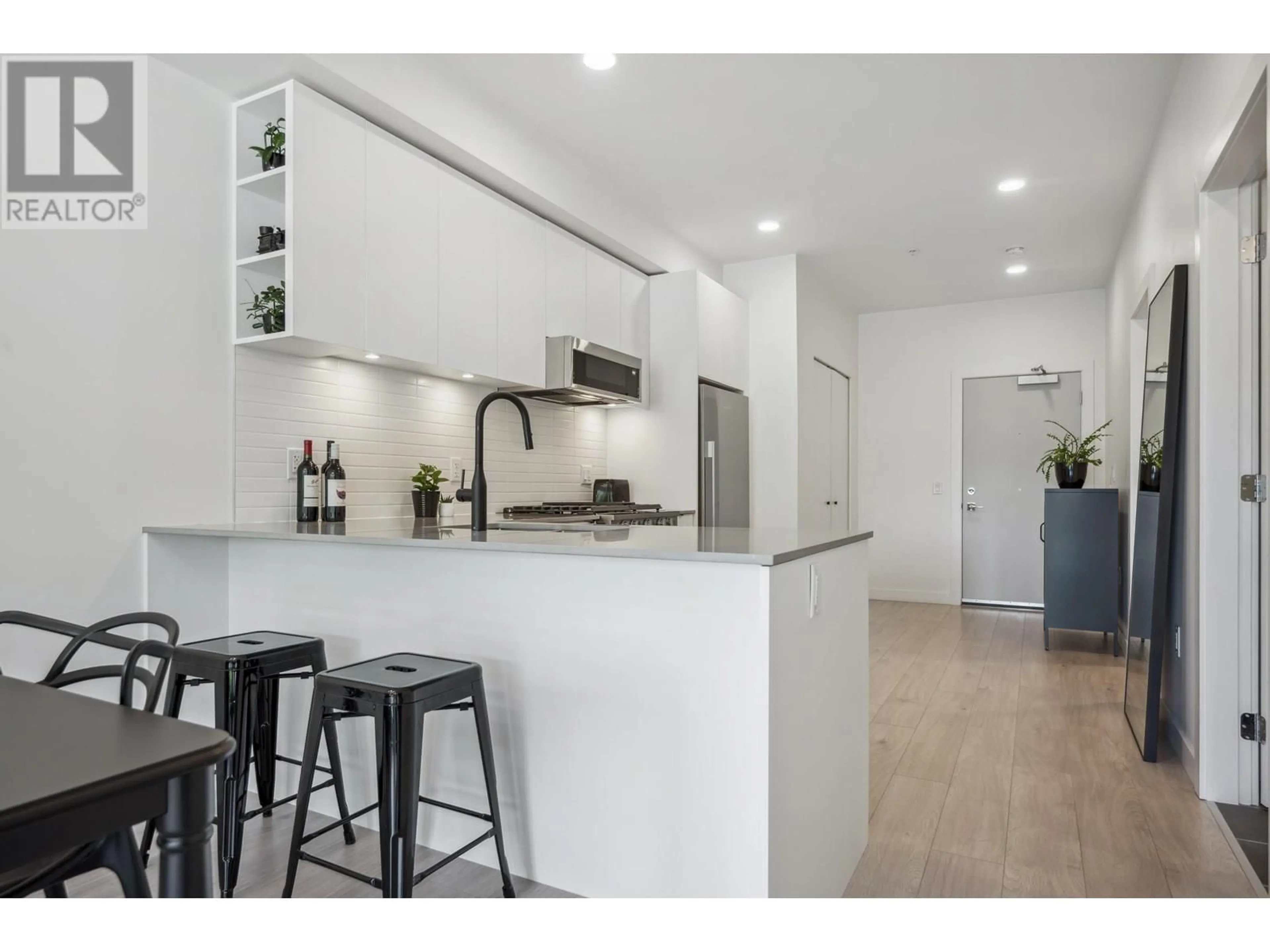 Open concept kitchen, unknown for 314 - 2345 RINDALL AVENUE, Port Coquitlam British Columbia V3C1V3