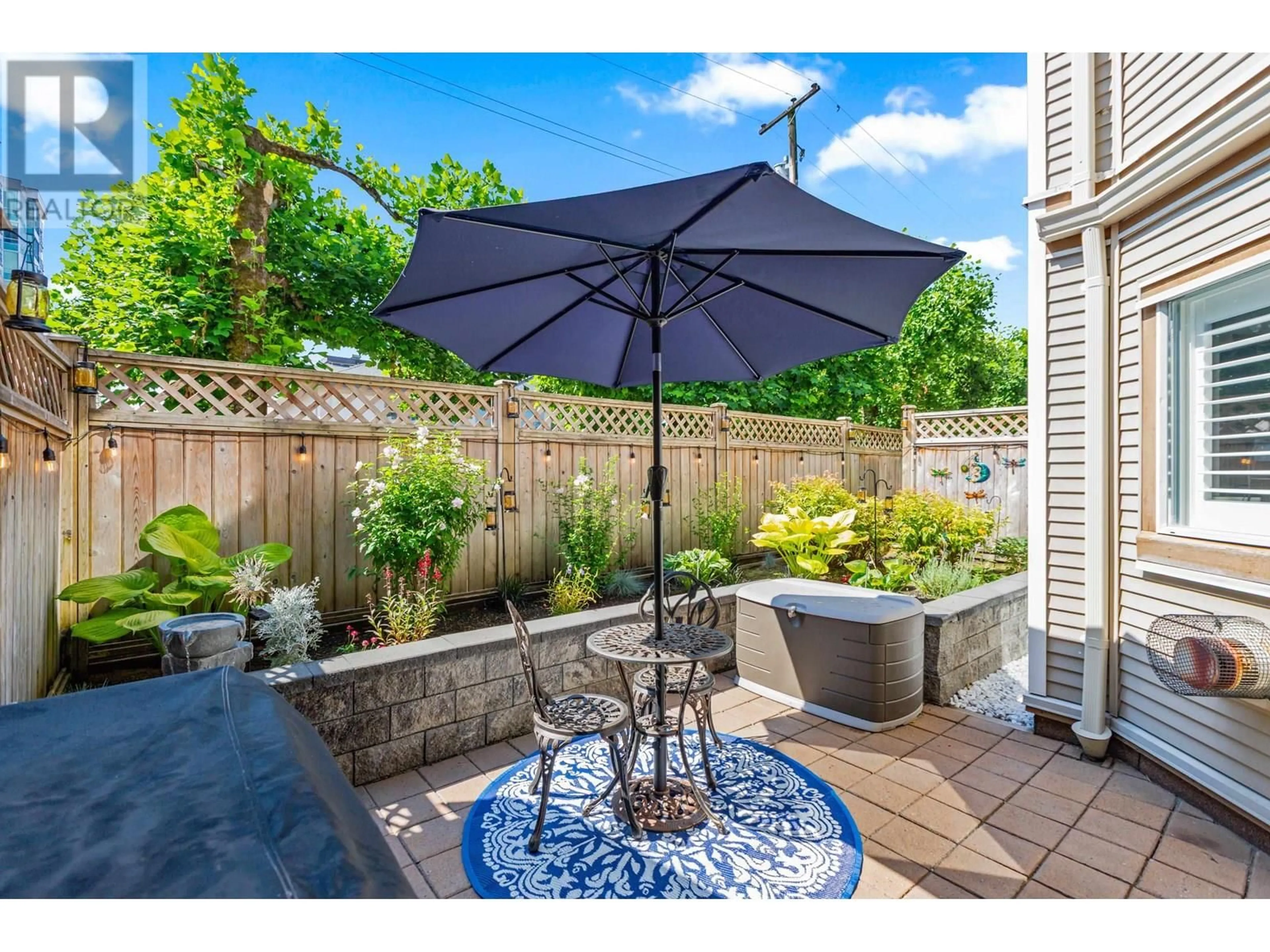Patio, street for 110 - 19131 FORD ROAD, Pitt Meadows British Columbia V3Y2R5