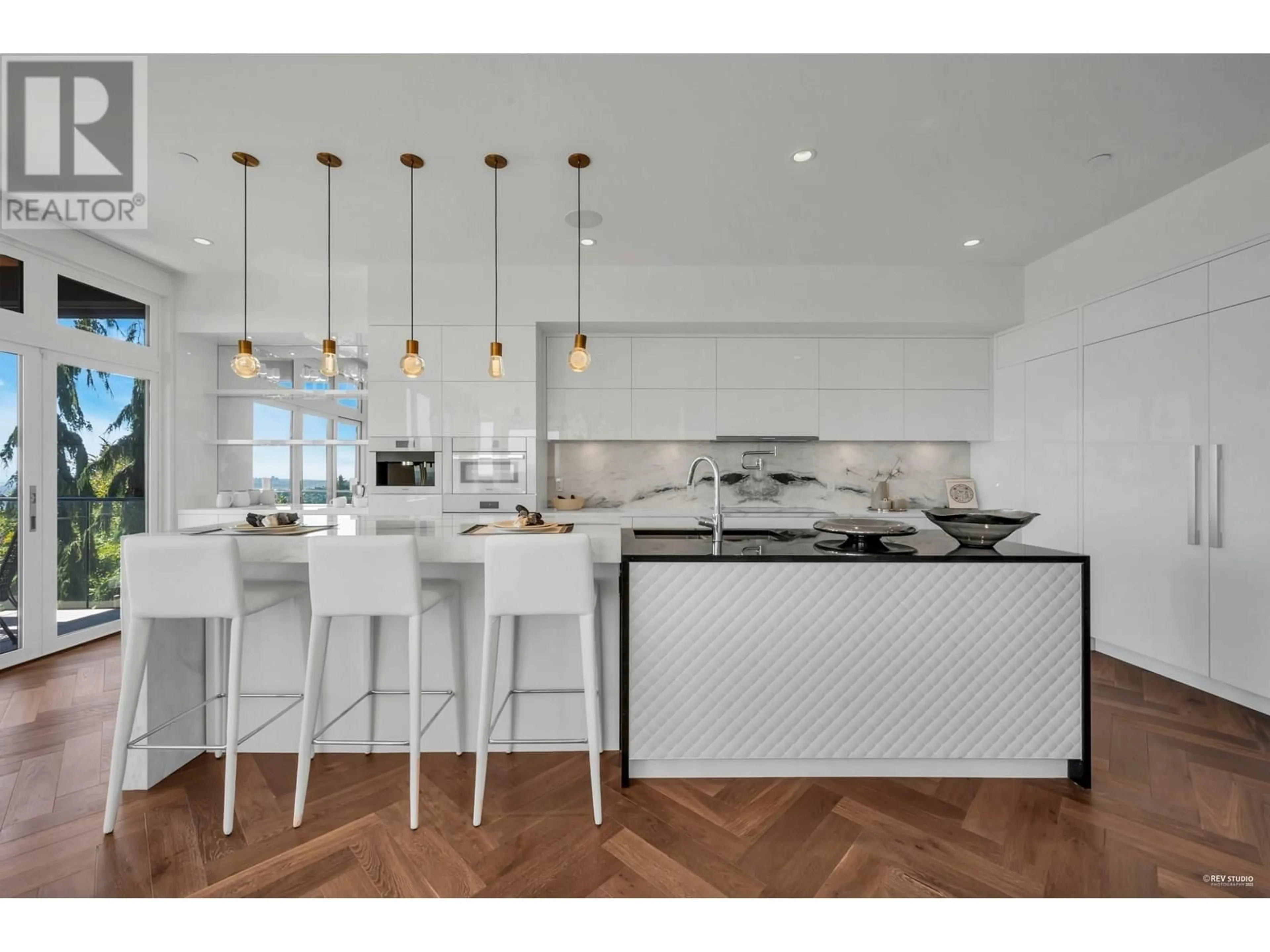 Contemporary kitchen, ceramic/tile floor for 2121 UNION COURT, West Vancouver British Columbia V7S0B1