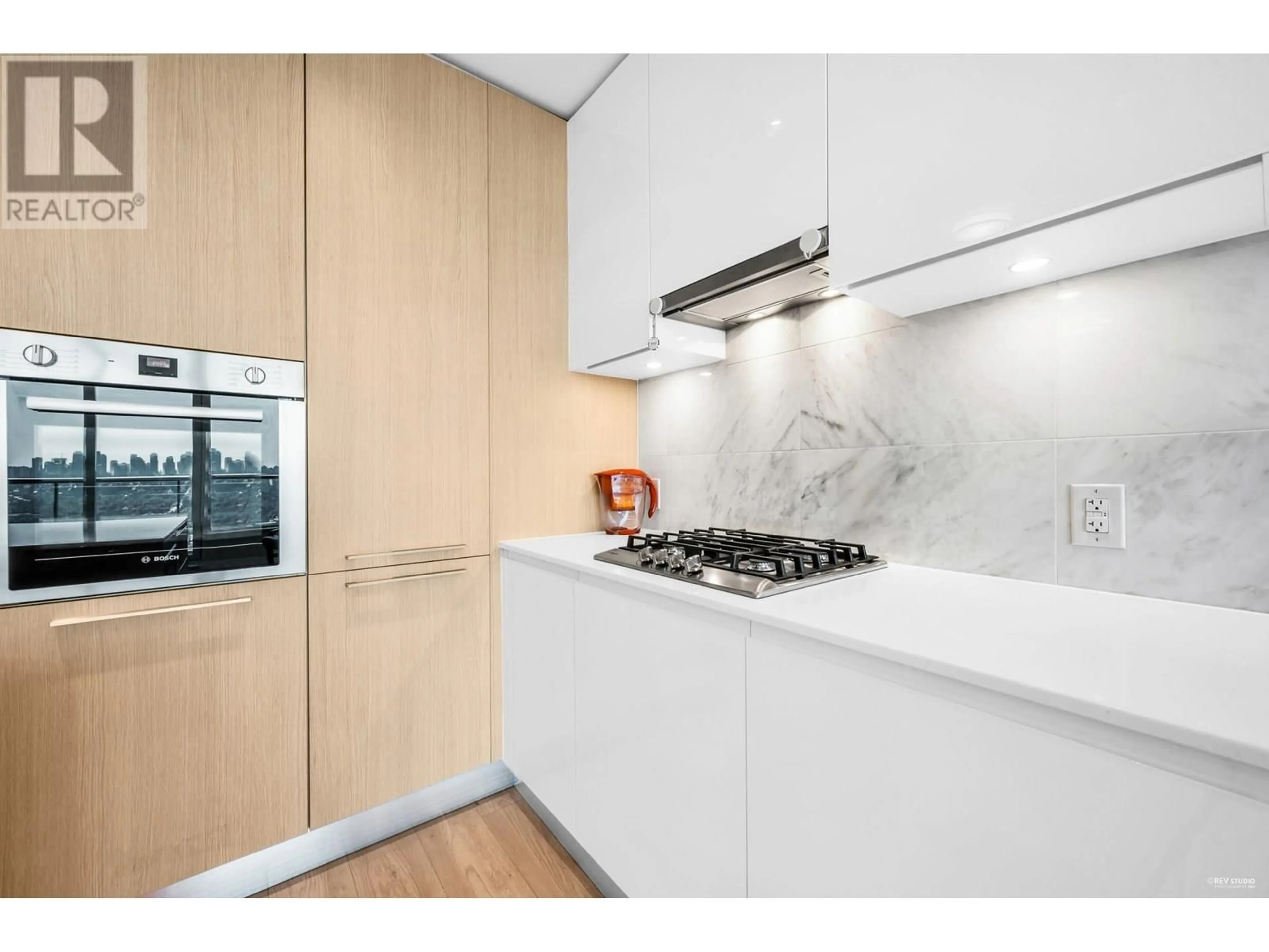 Standard kitchen, unknown for 4704 - 1955 ALPHA WAY, Vancouver British Columbia V5C0K6