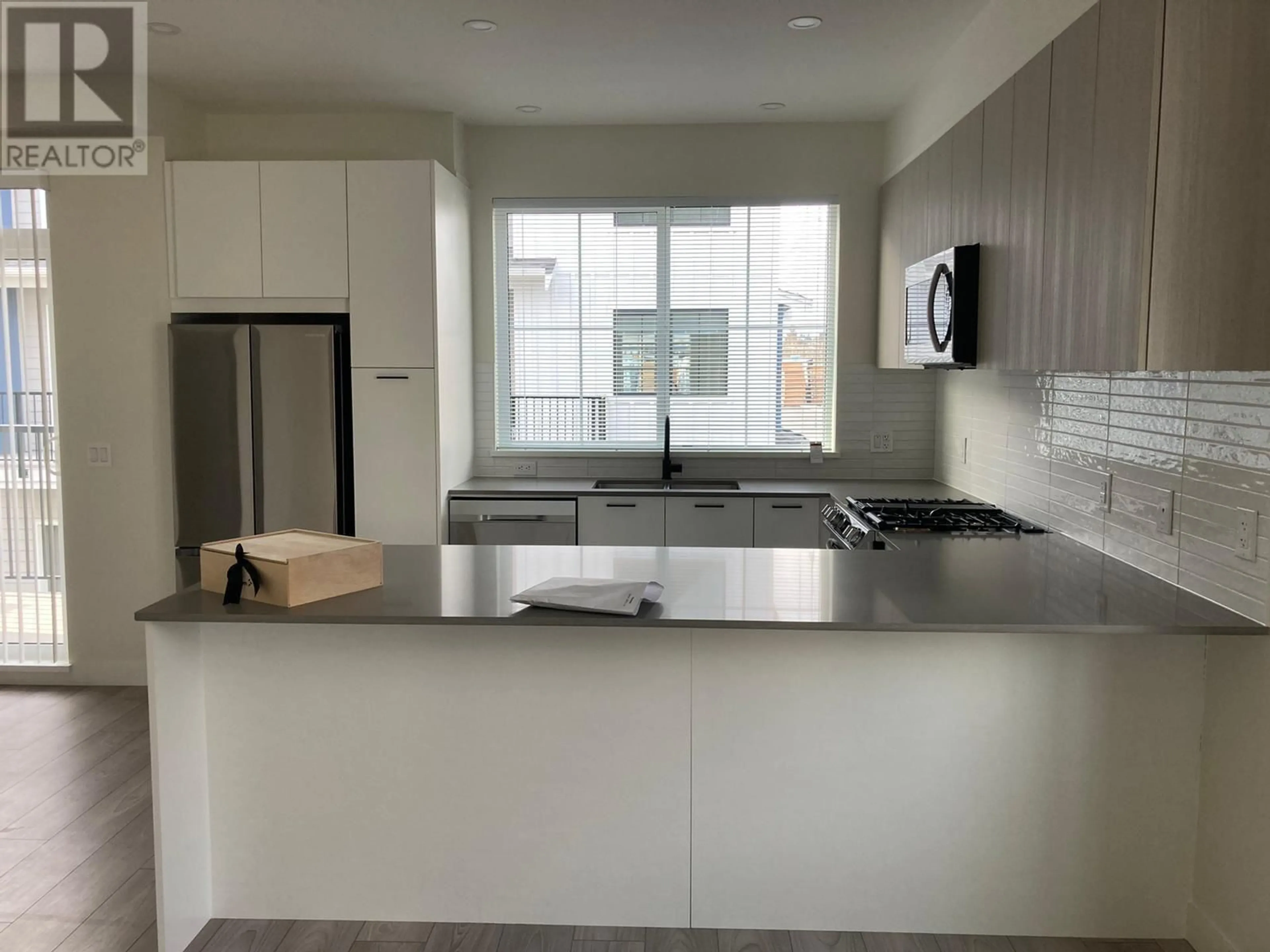 Unknown for 139 - 488 FURNESS STREET, New Westminster British Columbia V3M0M1