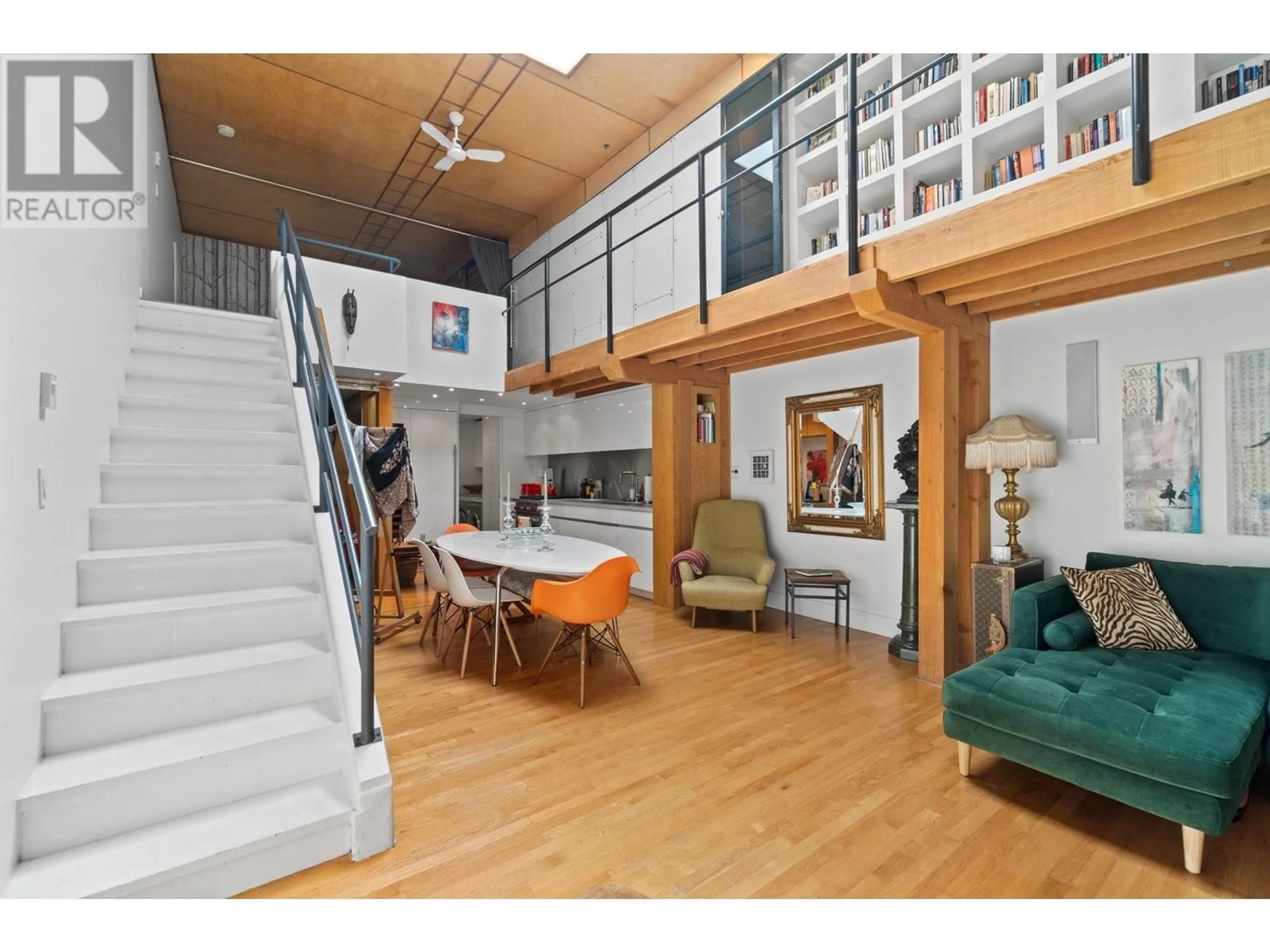 Unknown for 3 - 1227 7TH AVENUE, Vancouver British Columbia V5T1R1