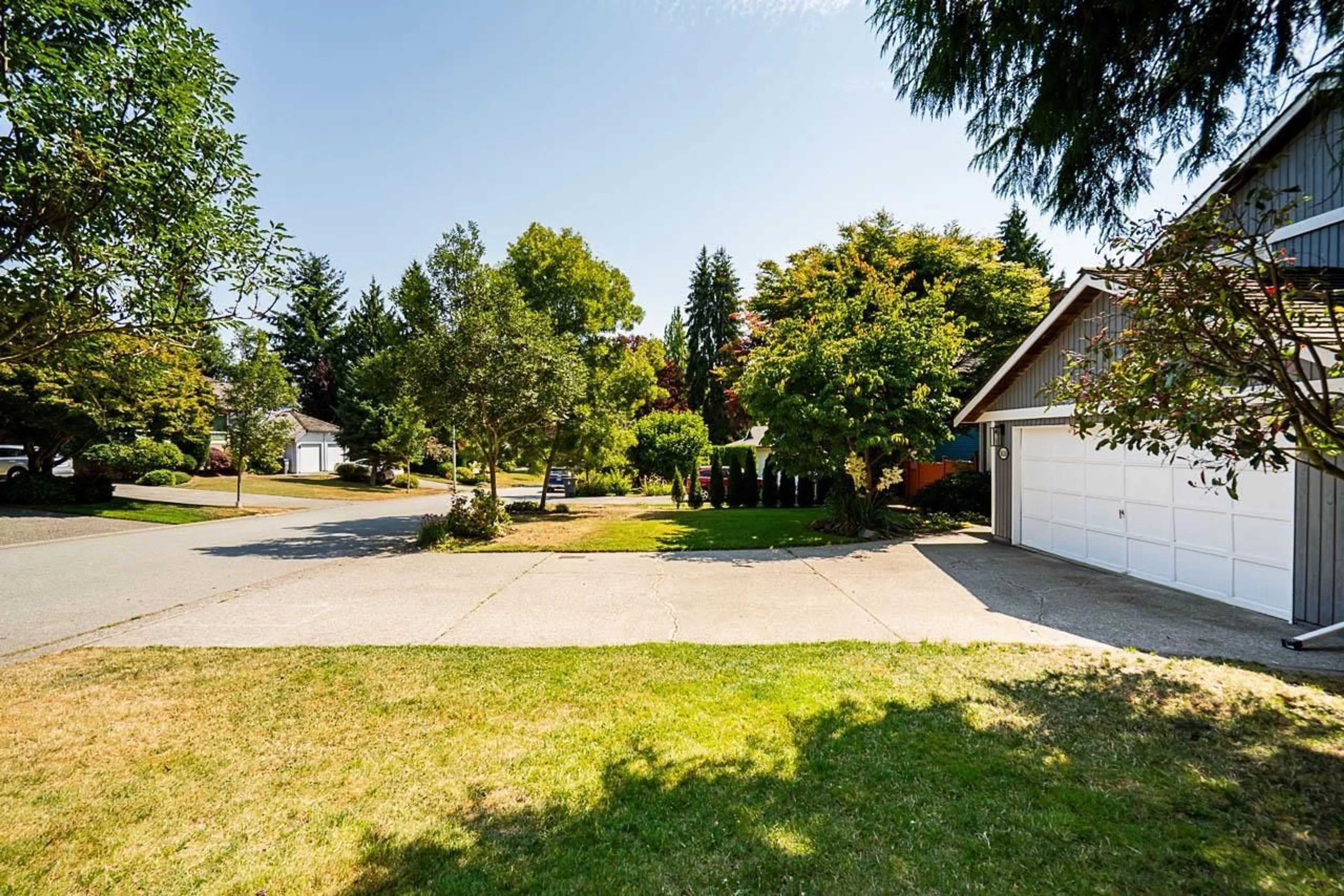 A pic from outside/outdoor area/front of a property/back of a property/a pic from drone, street for 16126 12A, Surrey British Columbia V4A6V9