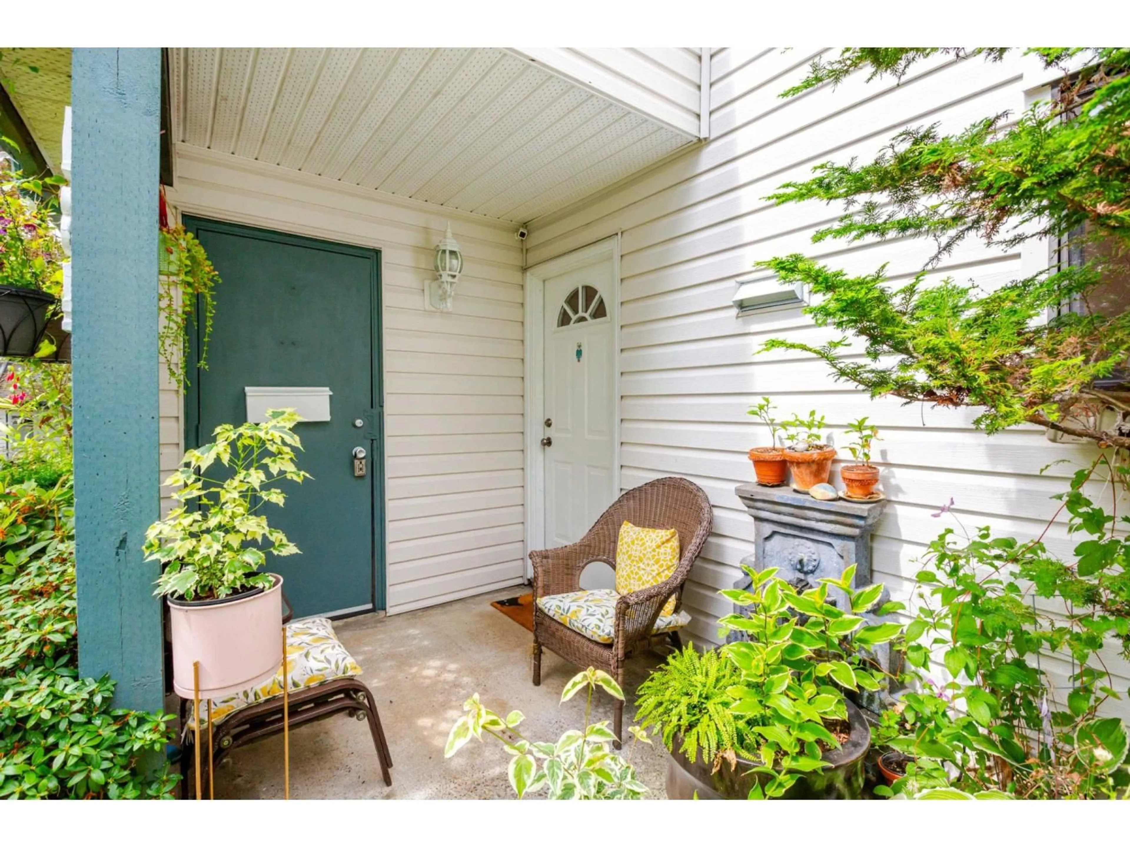 Indoor entryway for 134 - 13710 67, Surrey British Columbia V3W6X6