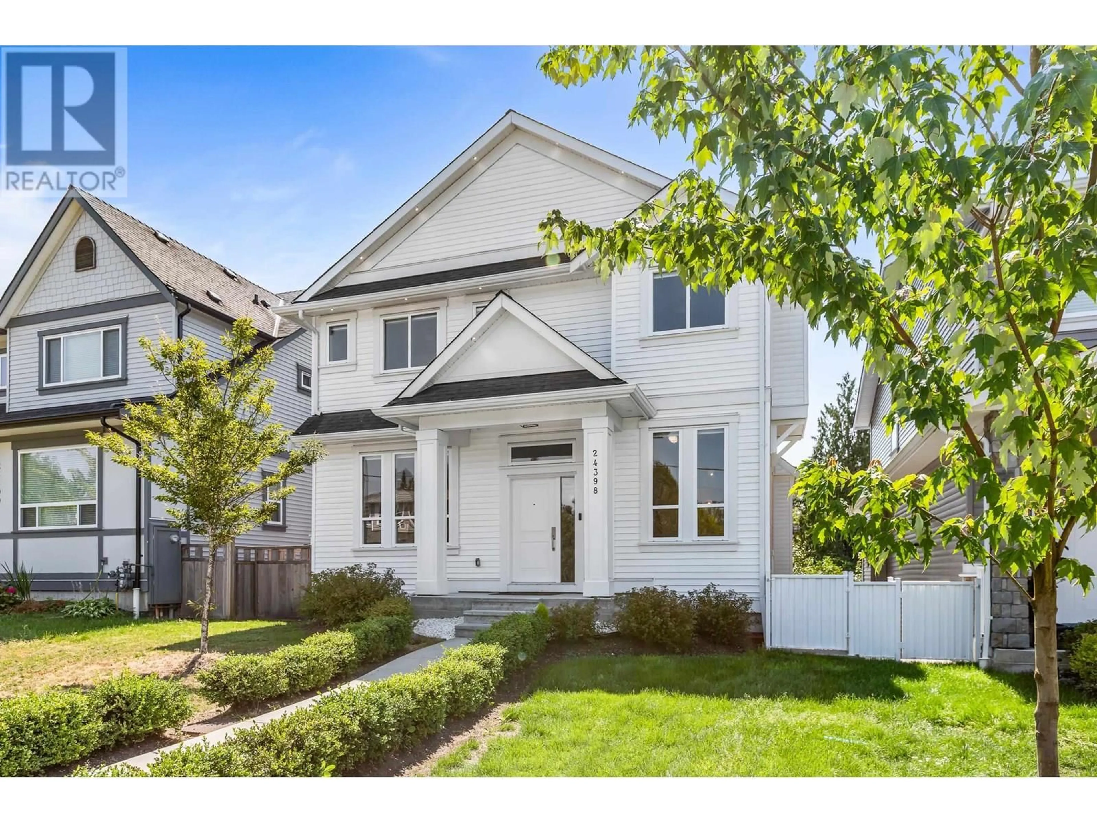 Home with vinyl exterior material, street for 24398 112 AVENUE, Maple Ridge British Columbia V2W1H5