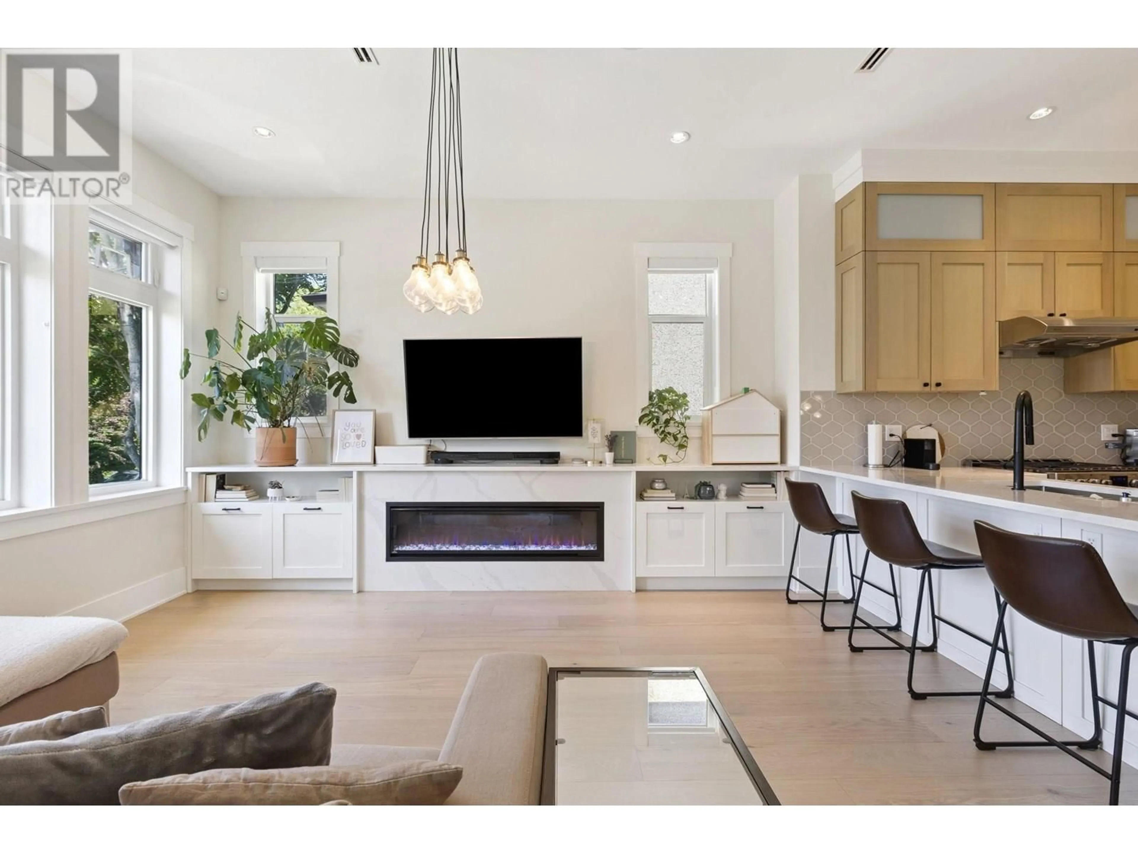 Unknown for 1730 COTTON DRIVE, Vancouver British Columbia V5N3V2