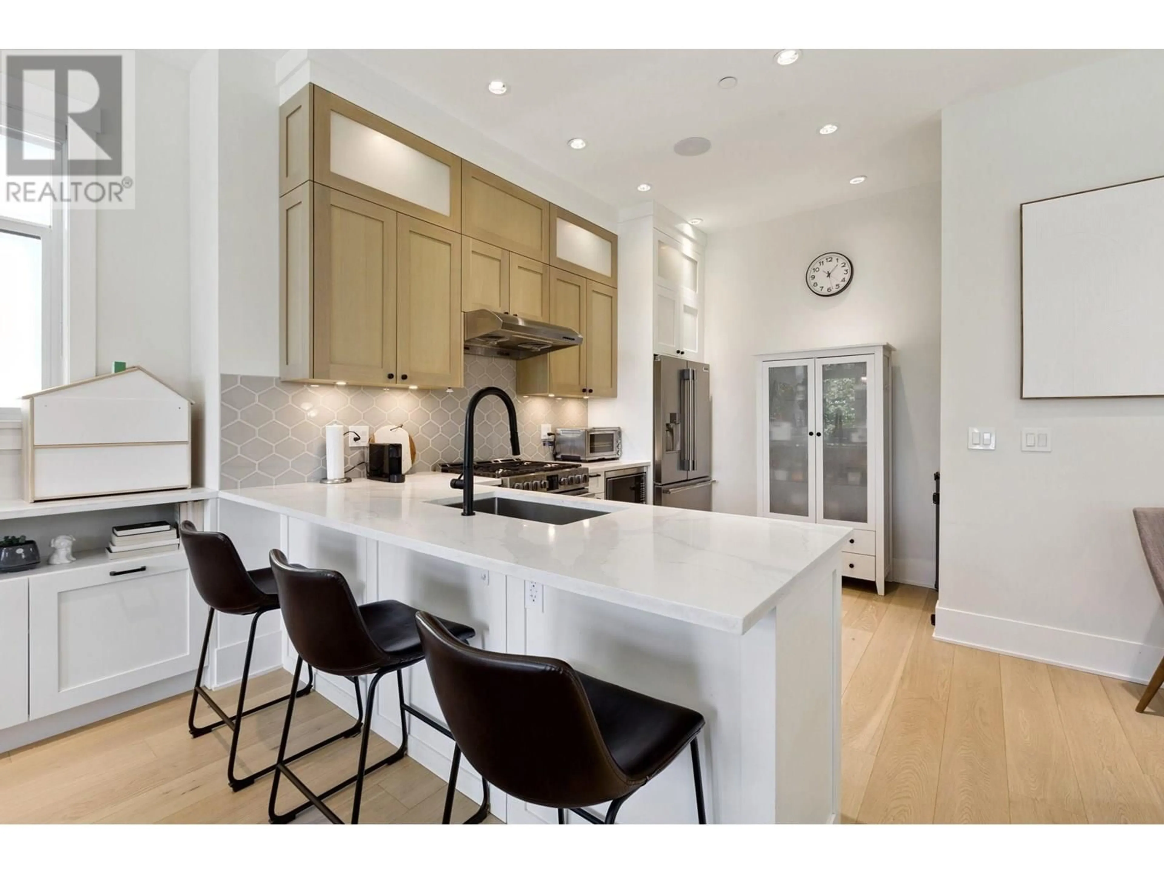 Contemporary kitchen, unknown for 1730 COTTON DRIVE, Vancouver British Columbia V5N3V2
