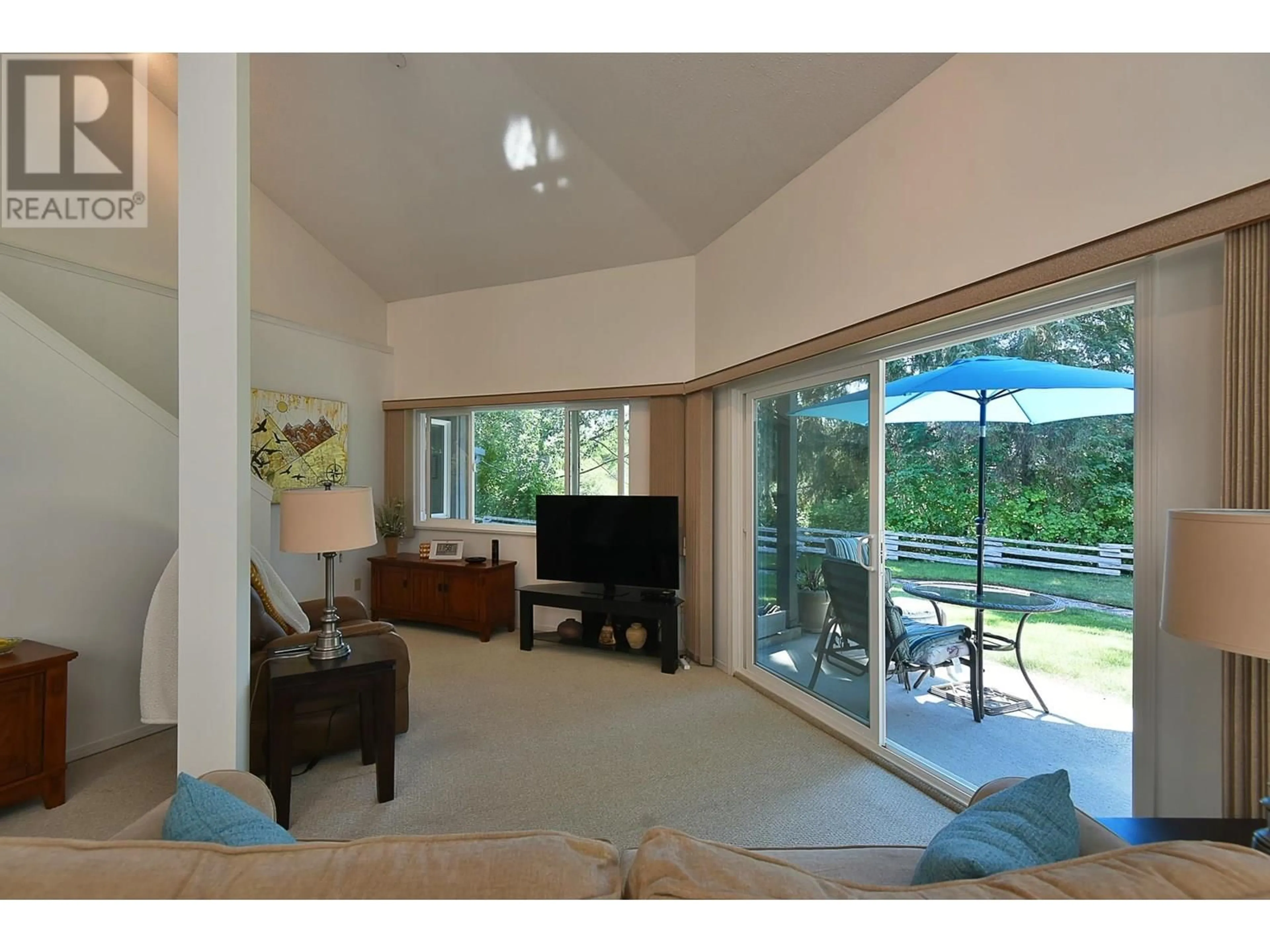 Unknown for 11 - 5761 WHARF AVENUE, Sechelt British Columbia V0N3A0
