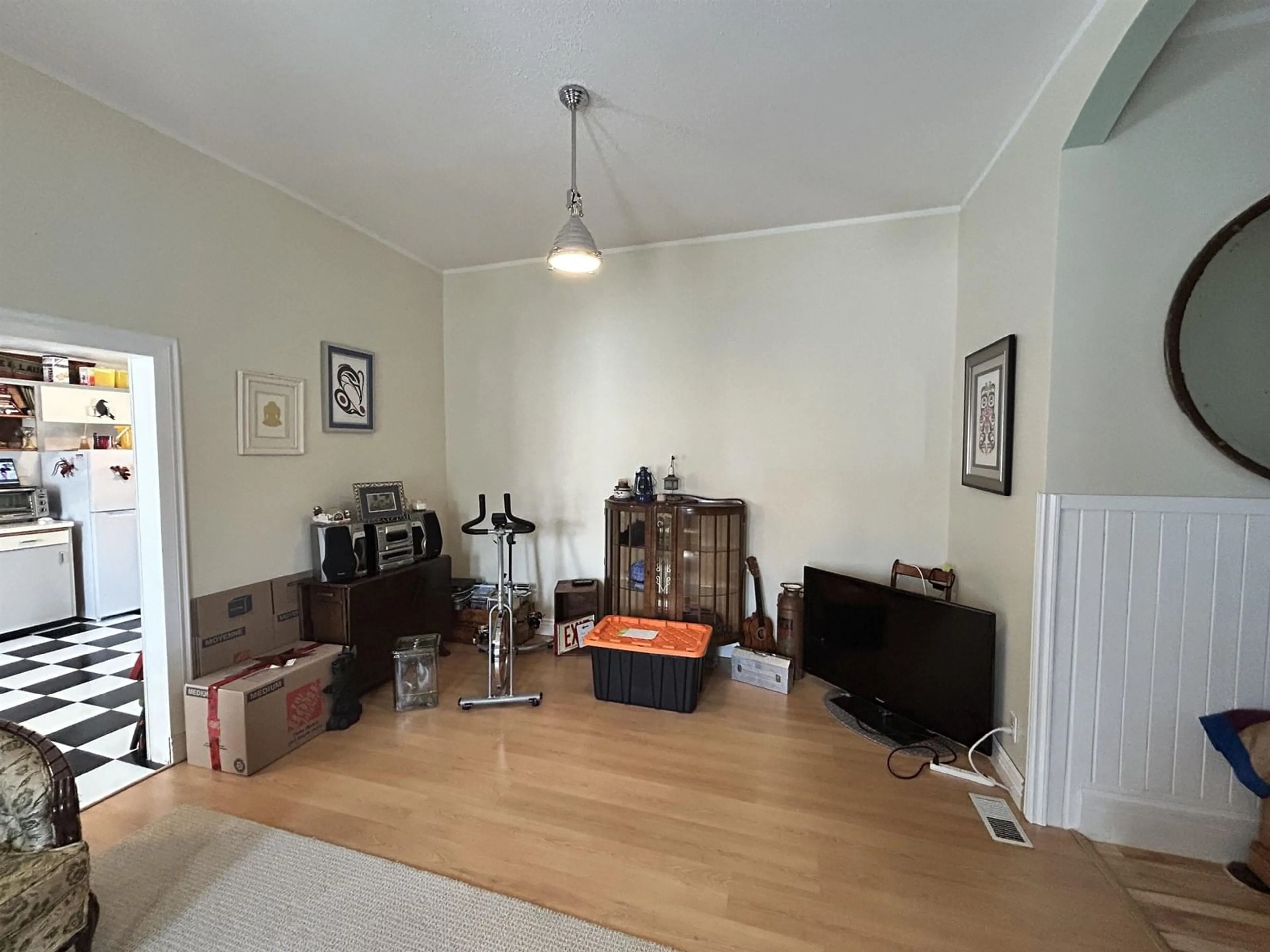 A pic of a room for 32828 6TH, Mission British Columbia V2V1Y9