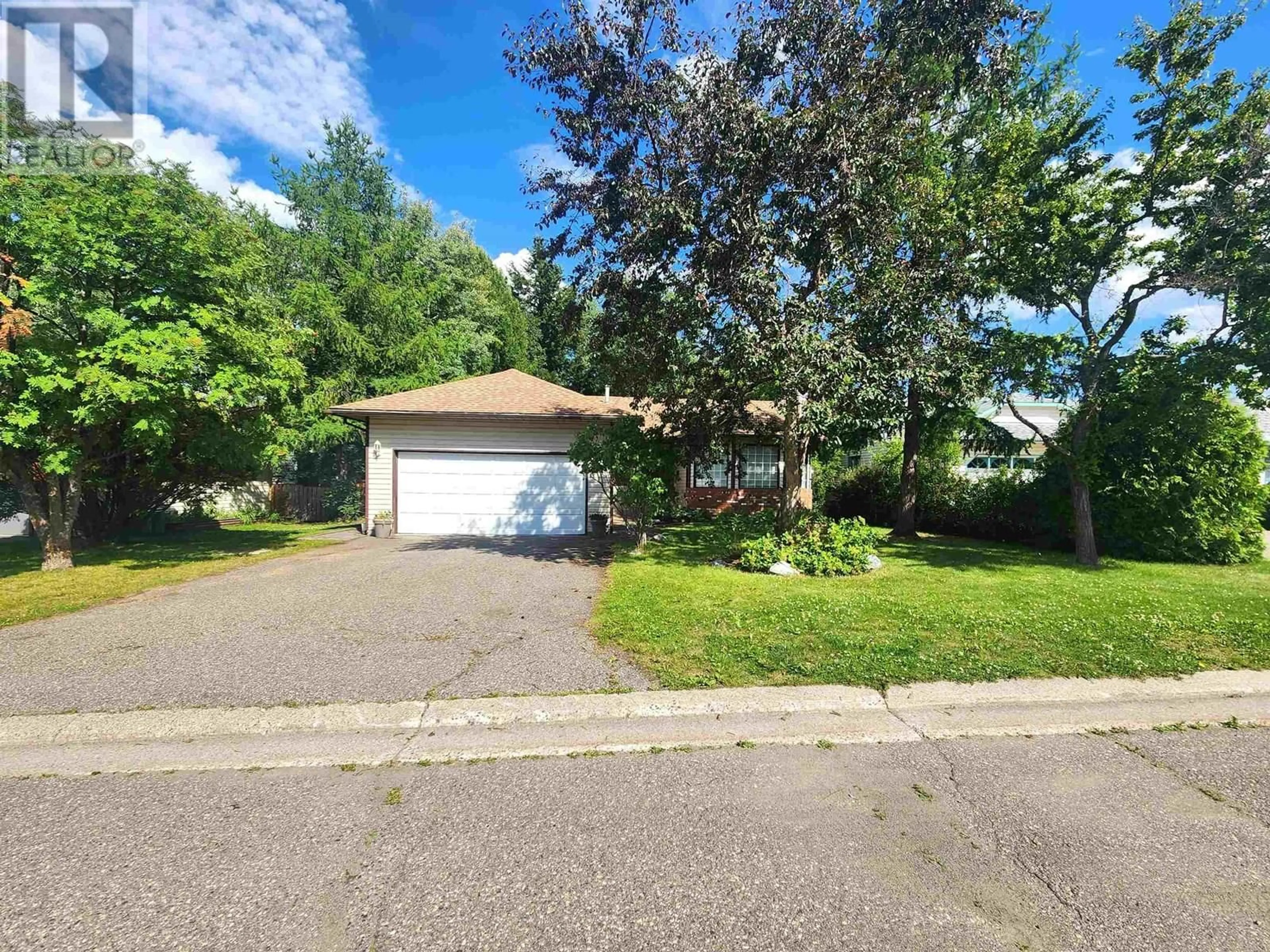 A pic from outside/outdoor area/front of a property/back of a property/a pic from drone, street for 7562 ST MARY CRESCENT, Prince George British Columbia V2N4K4