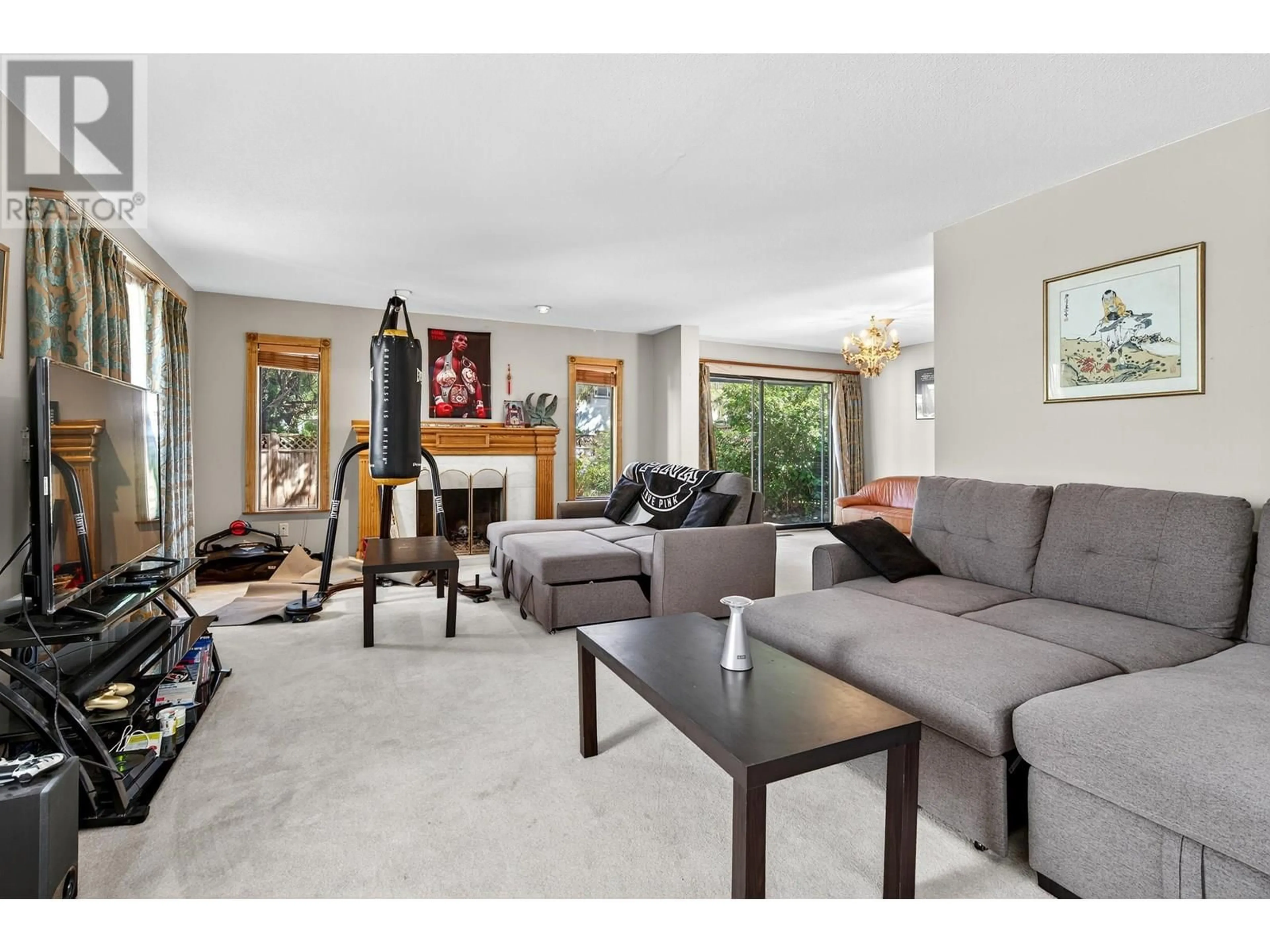Living room with furniture, unknown for 9100 JASKOW GATE, Richmond British Columbia V7E5H7