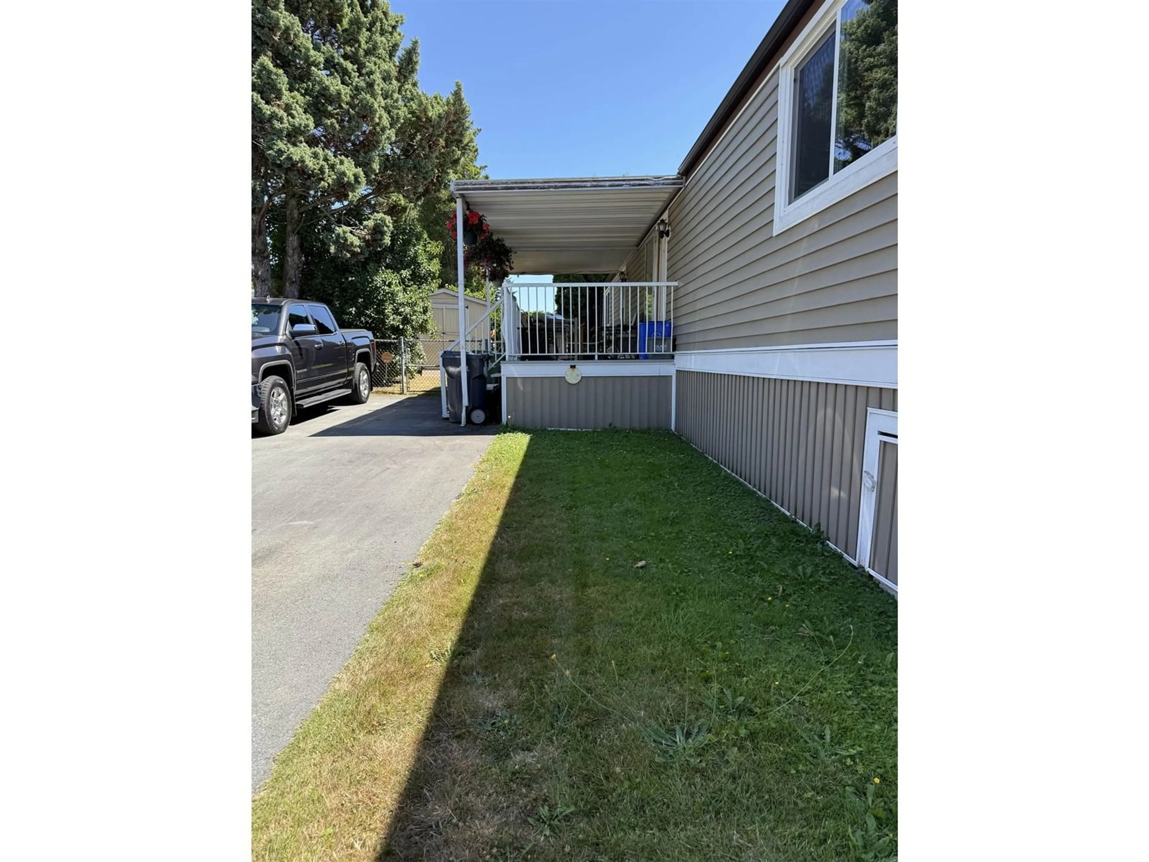 Unknown for 108 - 3665 244, Langley British Columbia V2Z1N1