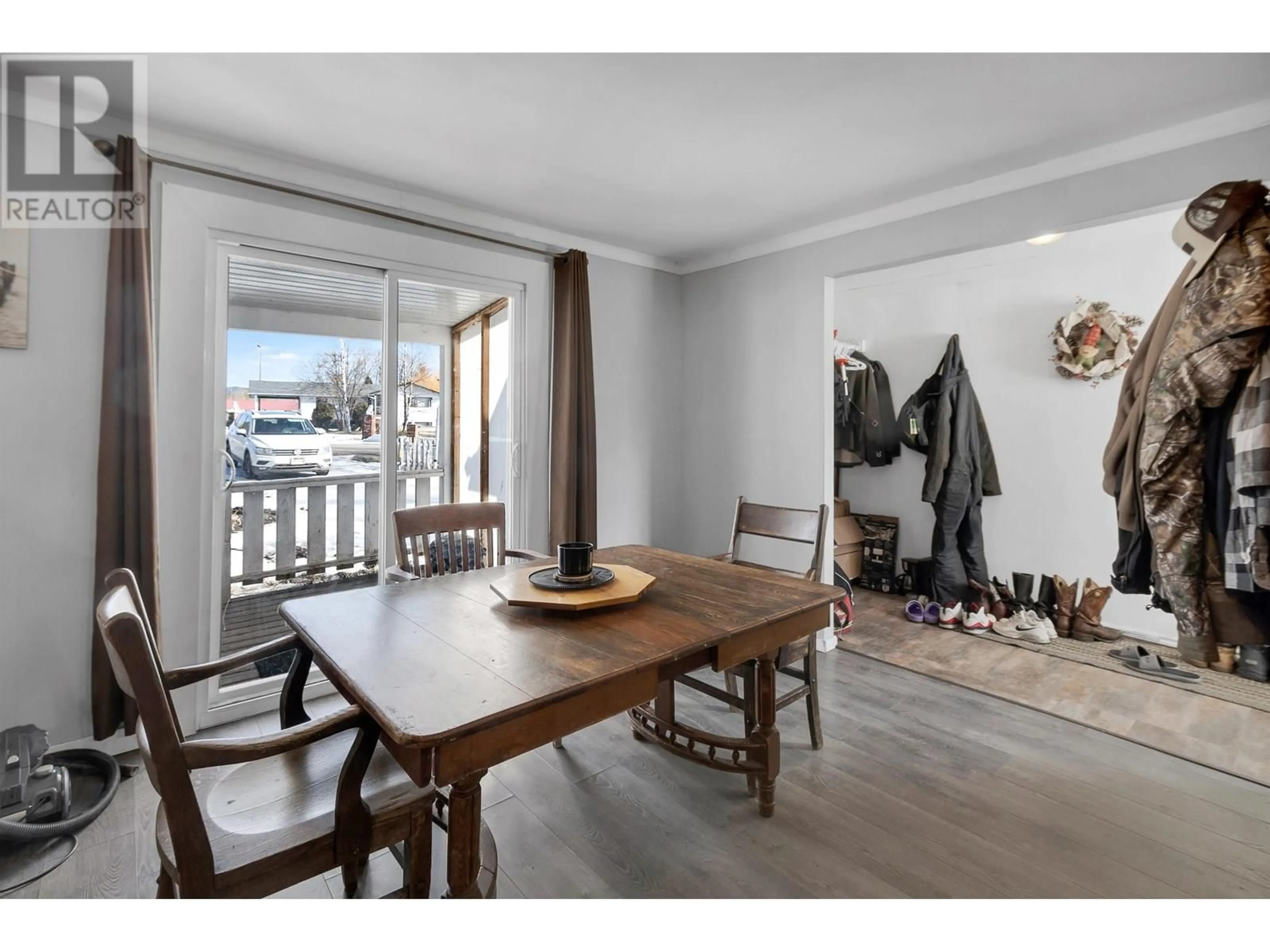 Dining room, wood/laminate floor for 7545 POOLEY ROAD, Prince George British Columbia V2N5W4