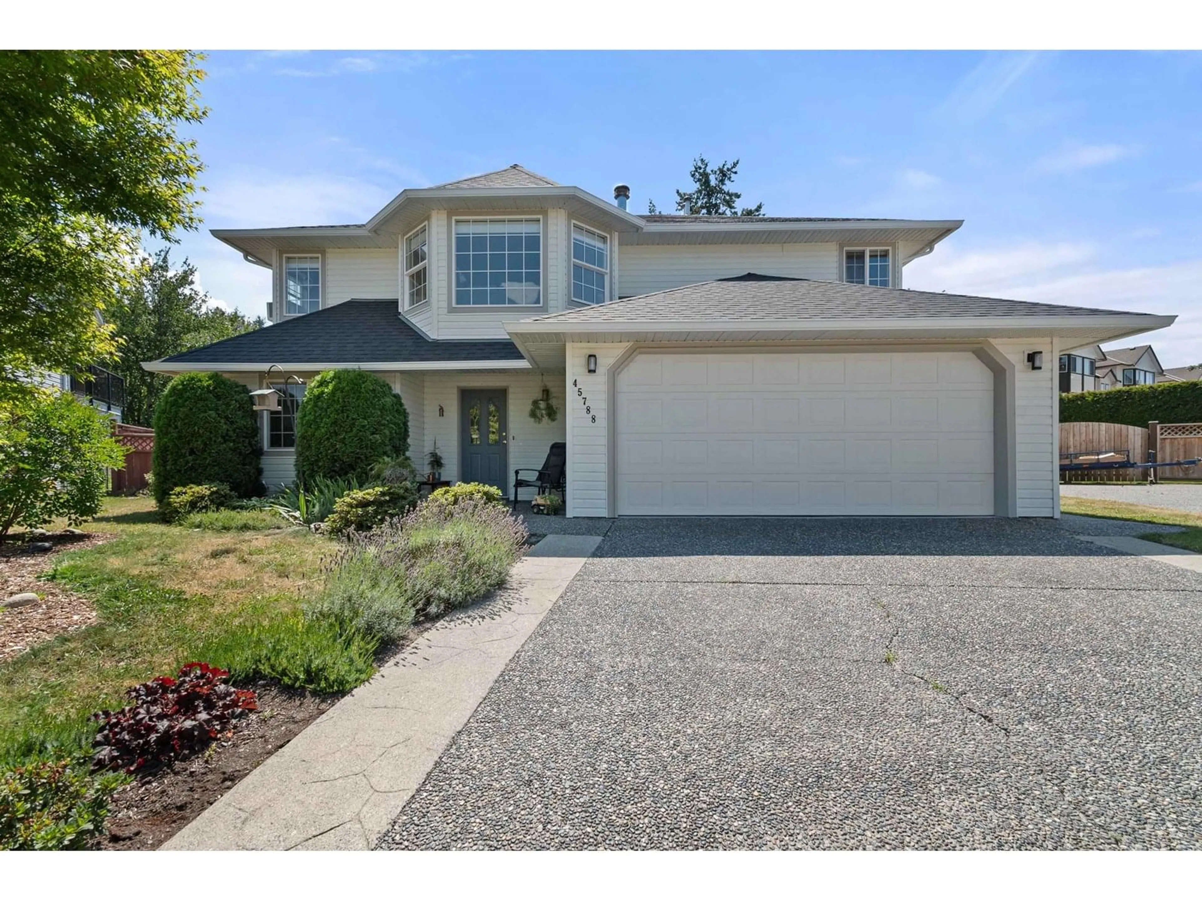 Home with vinyl exterior material, street for 45788 COLT PLACE, Chilliwack British Columbia V2R3W9