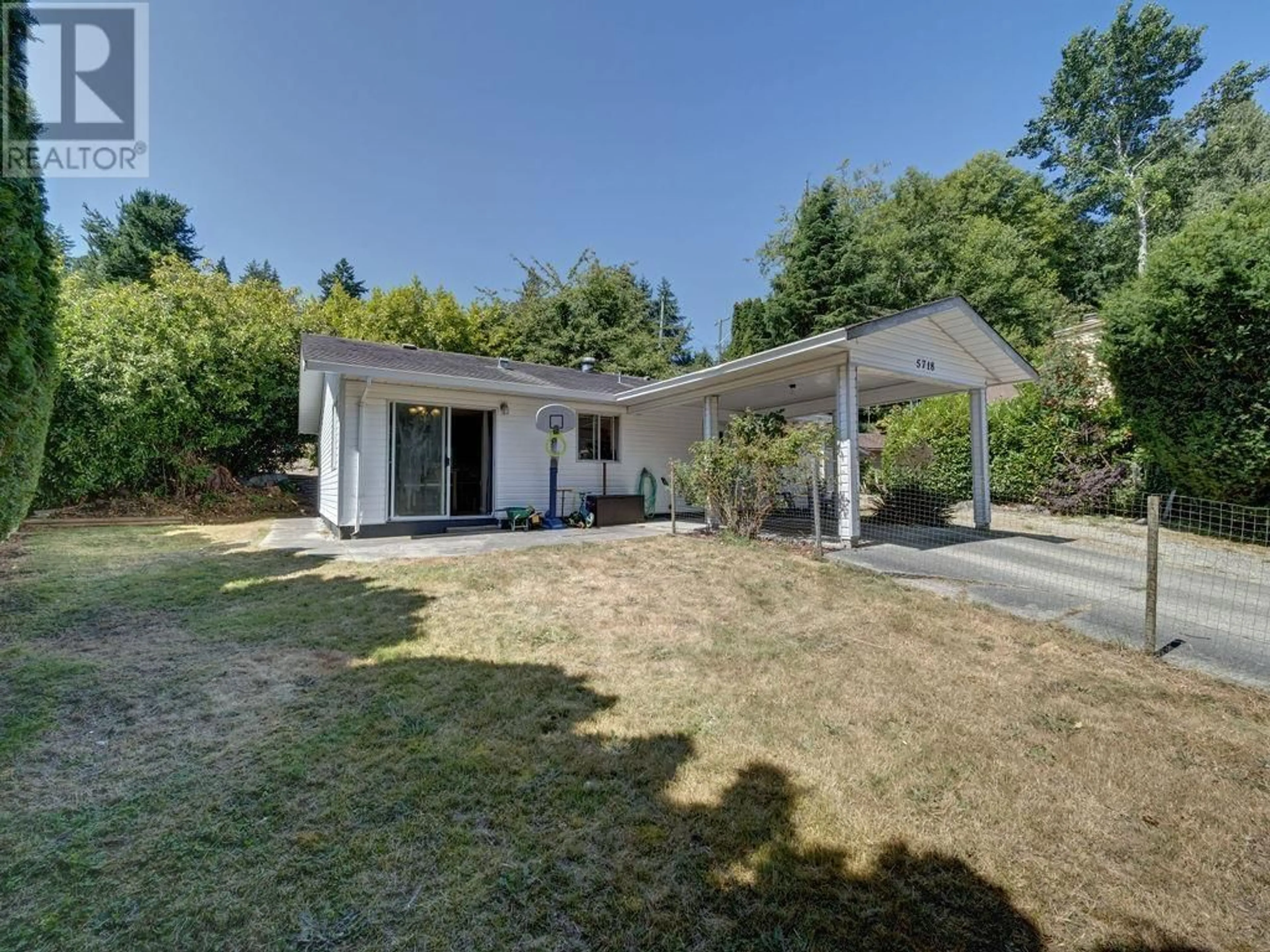 Unknown for 5718 TRAIL AVENUE, Sechelt British Columbia V0N3A6