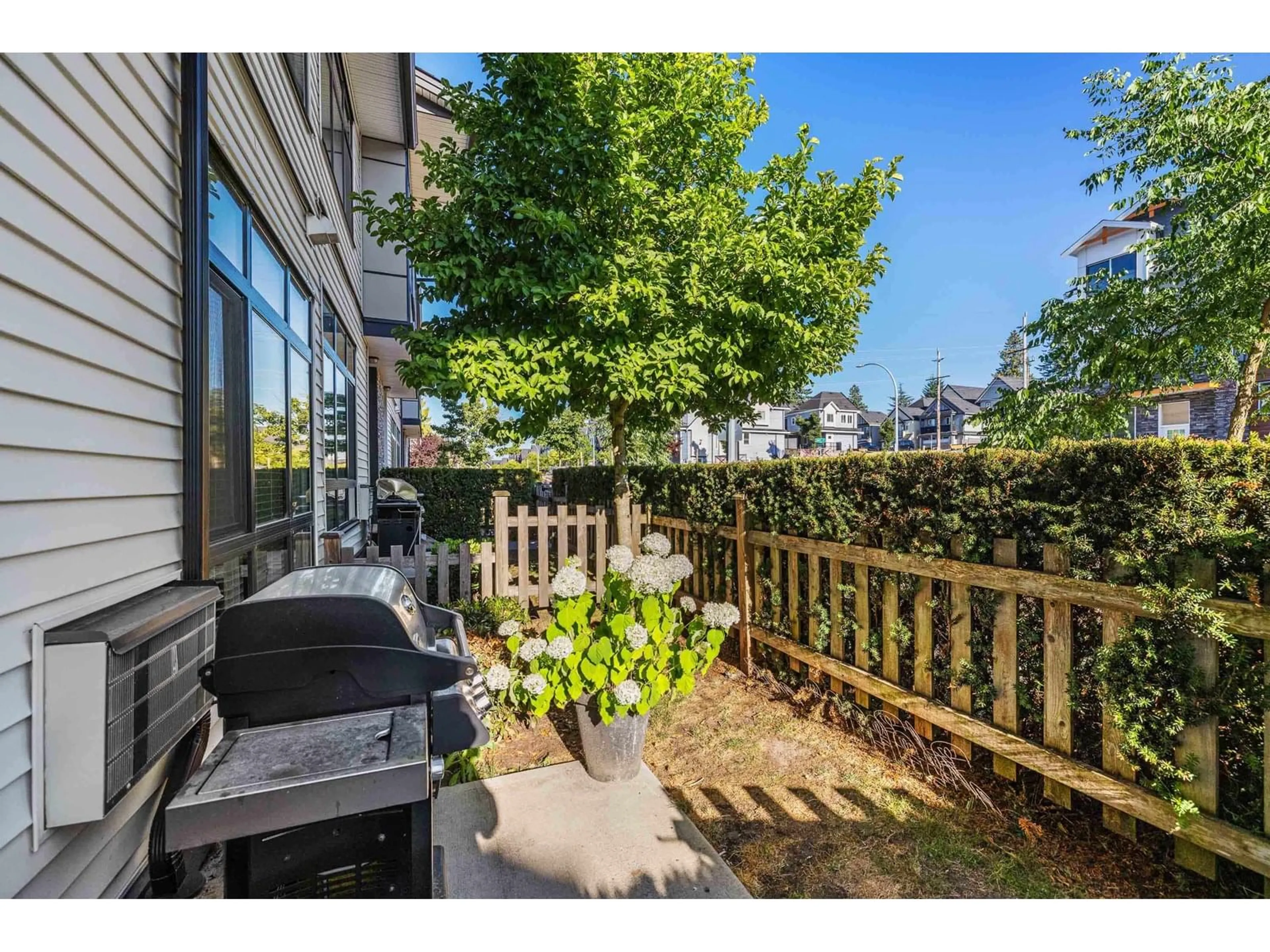 Patio, unknown for 20 - 14057 60A, Surrey British Columbia V3X0J2