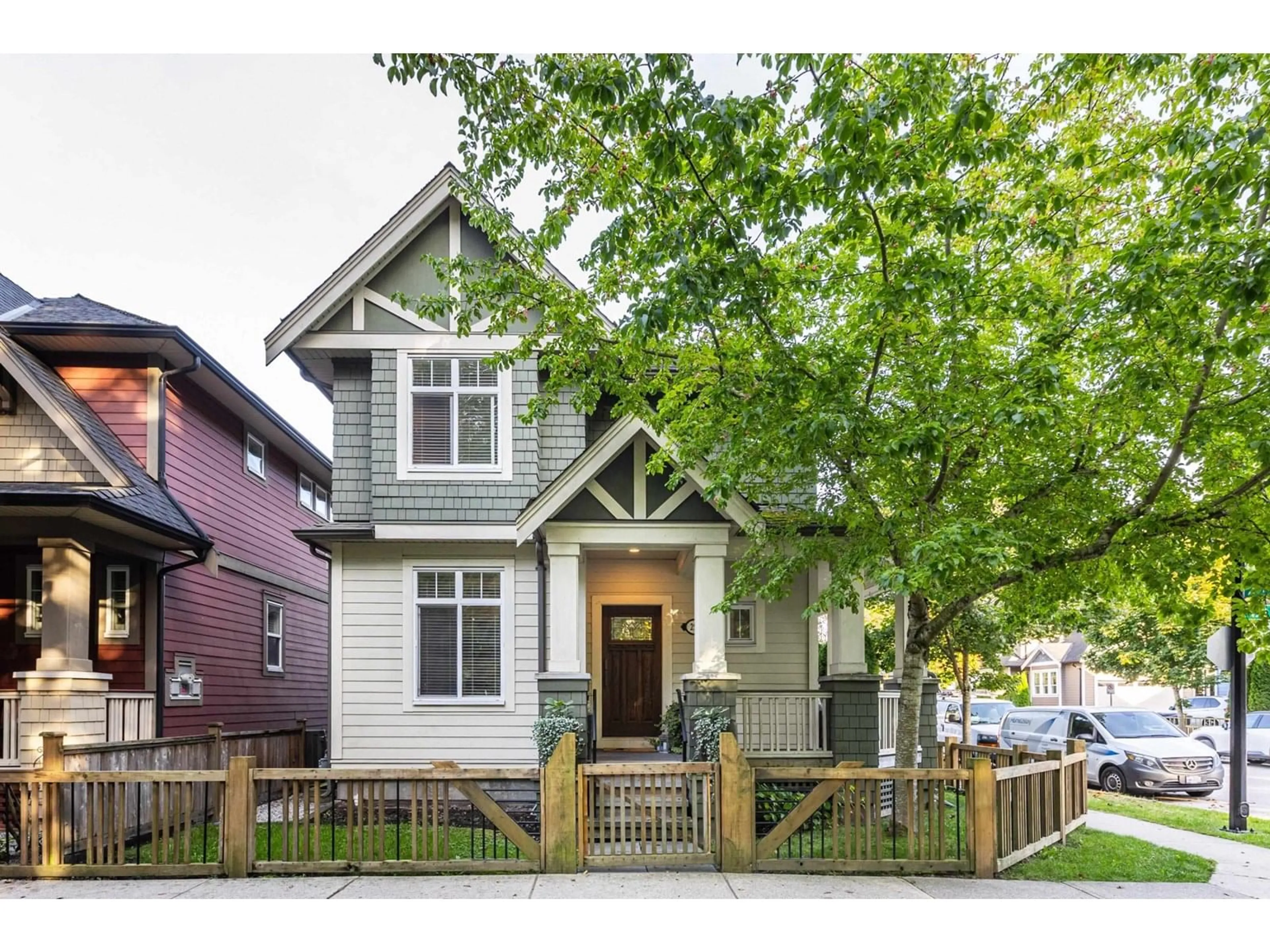 Home with brick exterior material, street for 254 172, Surrey British Columbia V3Z9R1