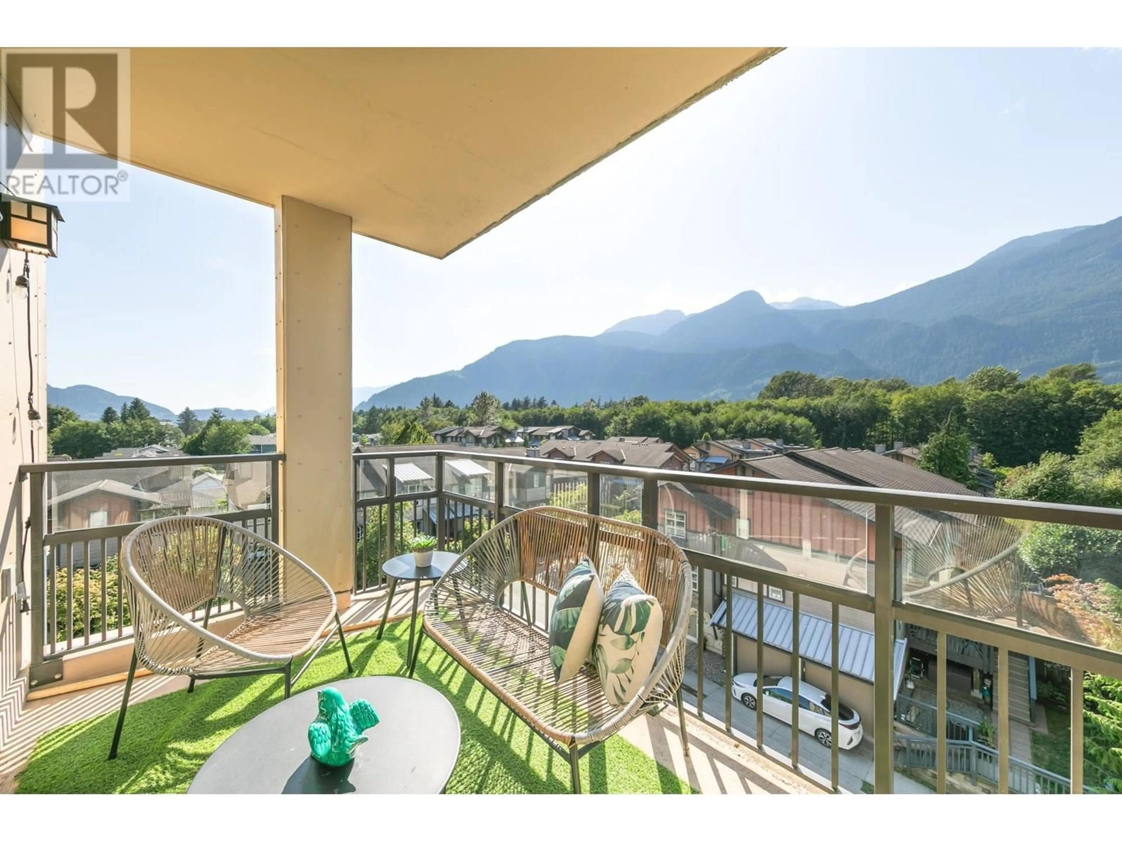Balcony in the apartment, mountain view for 401 - 1211 VILLAGE GREEN WAY, Squamish British Columbia V8B0R7