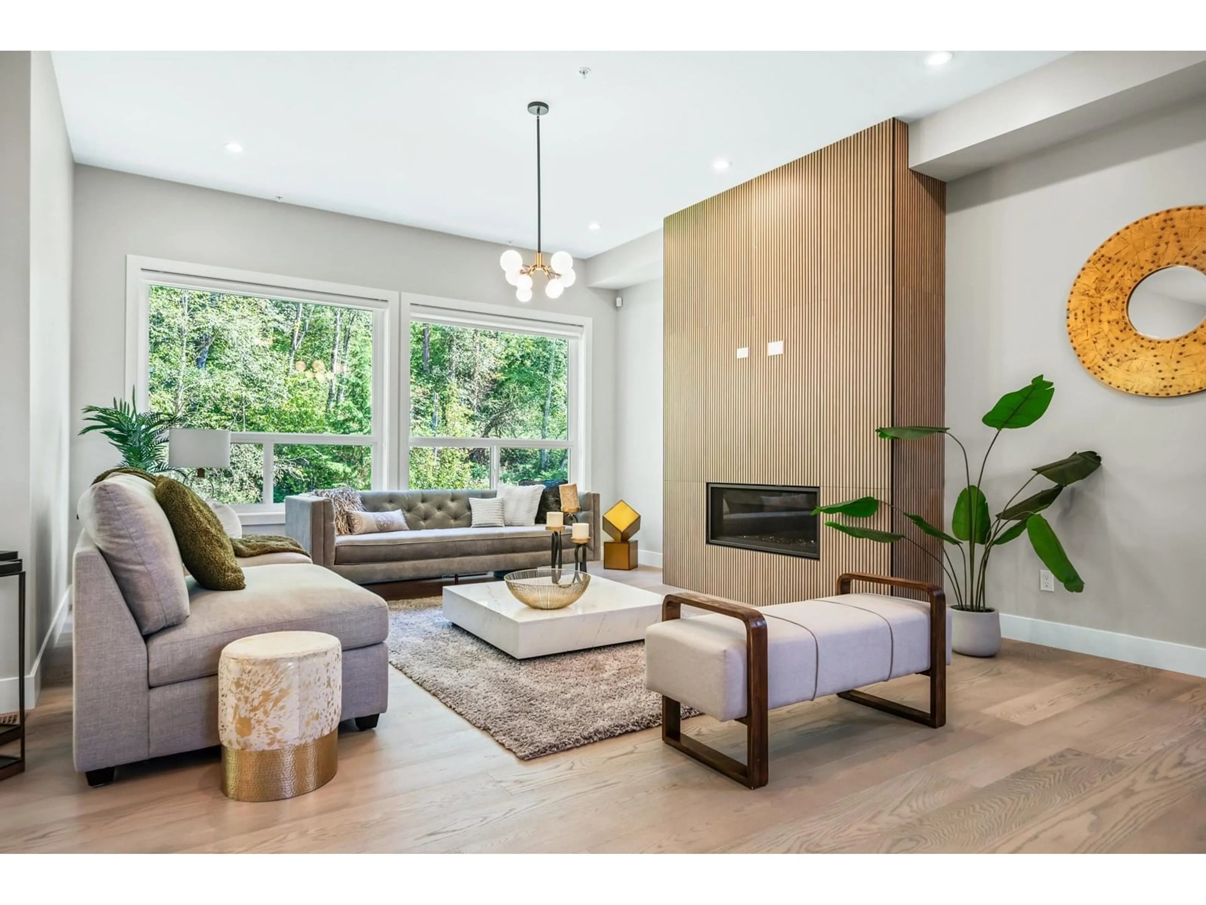 Living room with furniture, wood/laminate floor for 9 - 7138 MARBLE HILL ROAD, Chilliwack British Columbia V4Z1J5