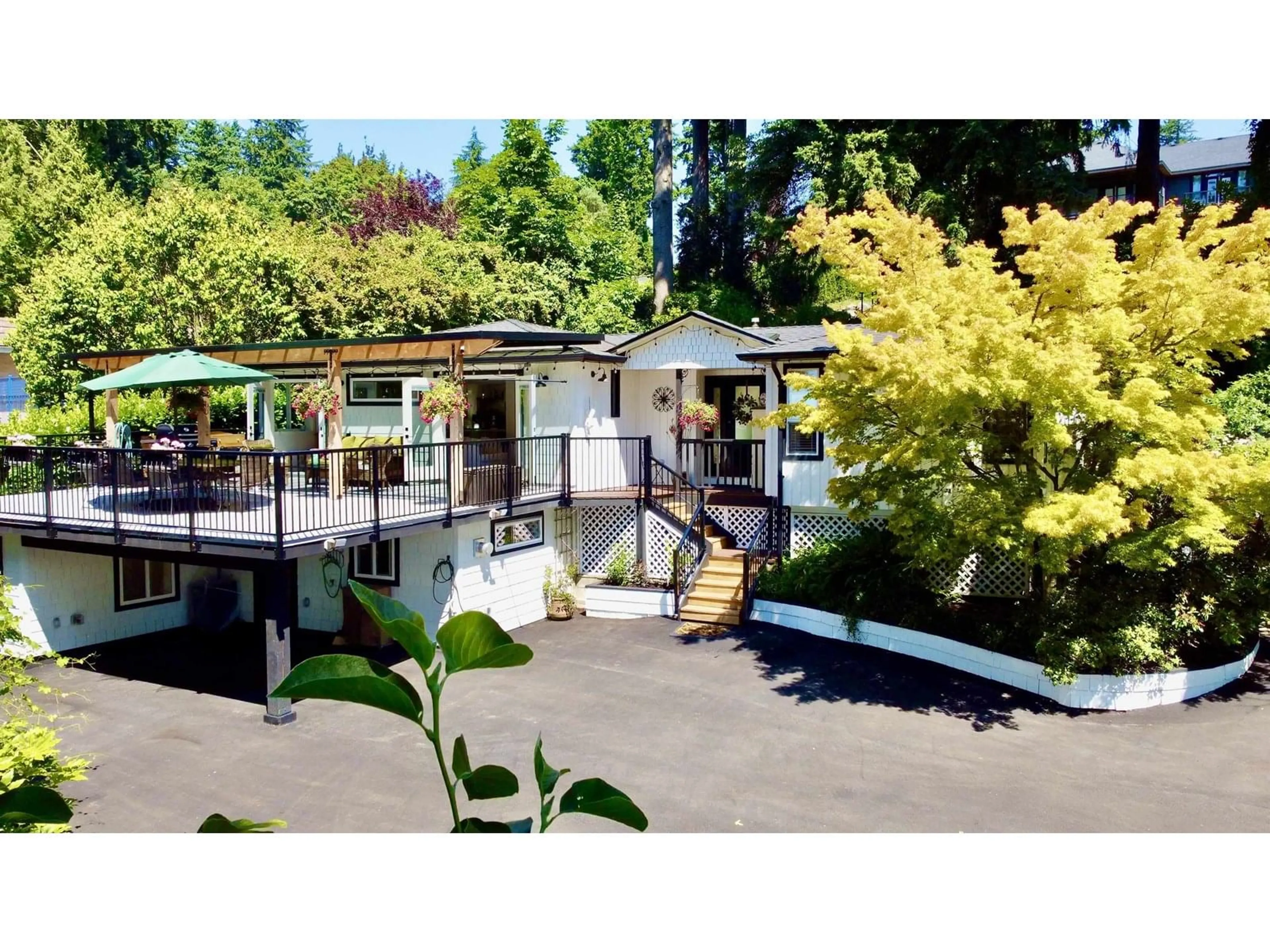Patio, unknown for 14143 TRITES, Surrey British Columbia V3X3E7
