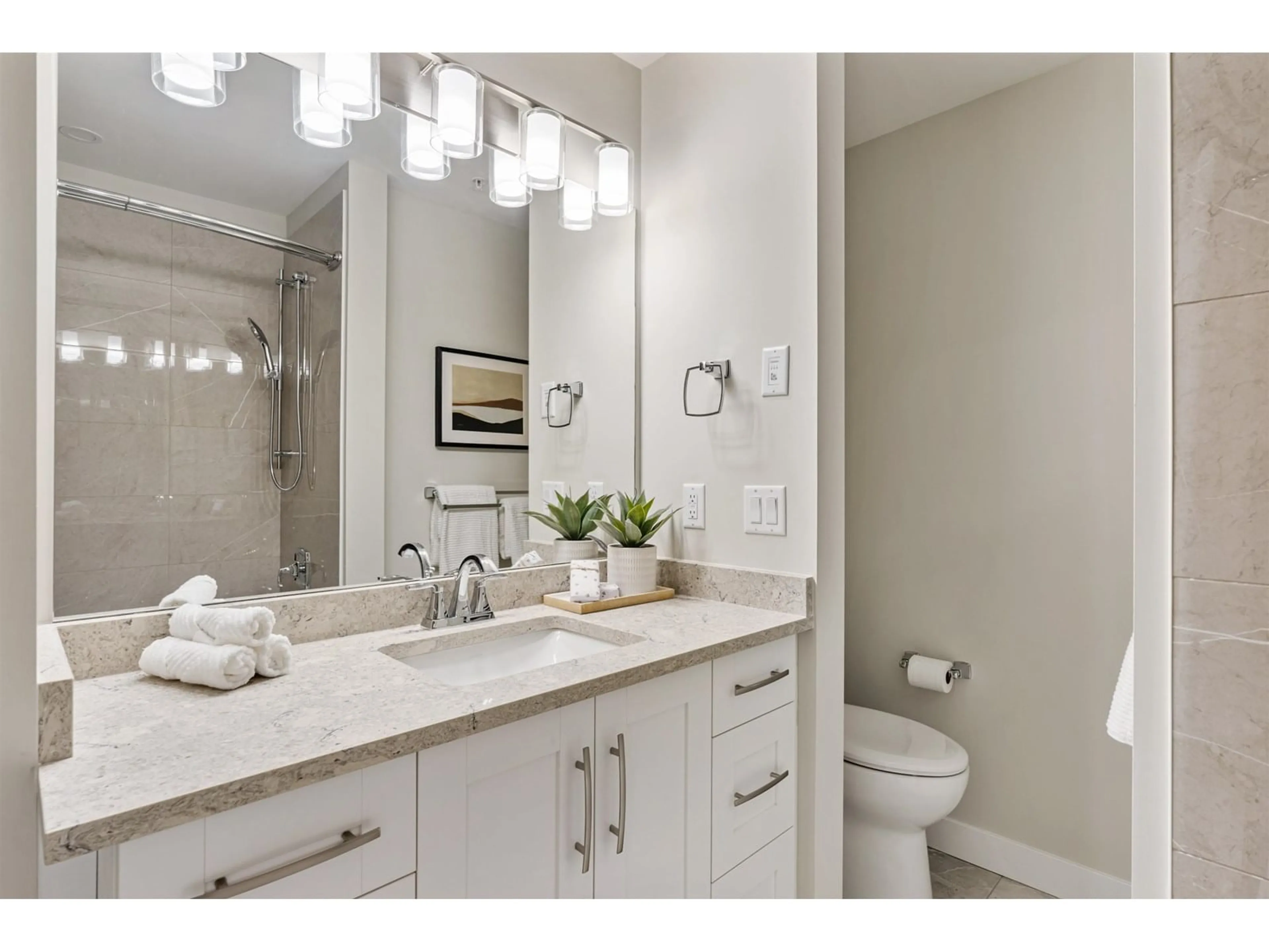 Standard bathroom, ceramic/tile floor for A425 - 8233 208B, Langley British Columbia V2Y4M7