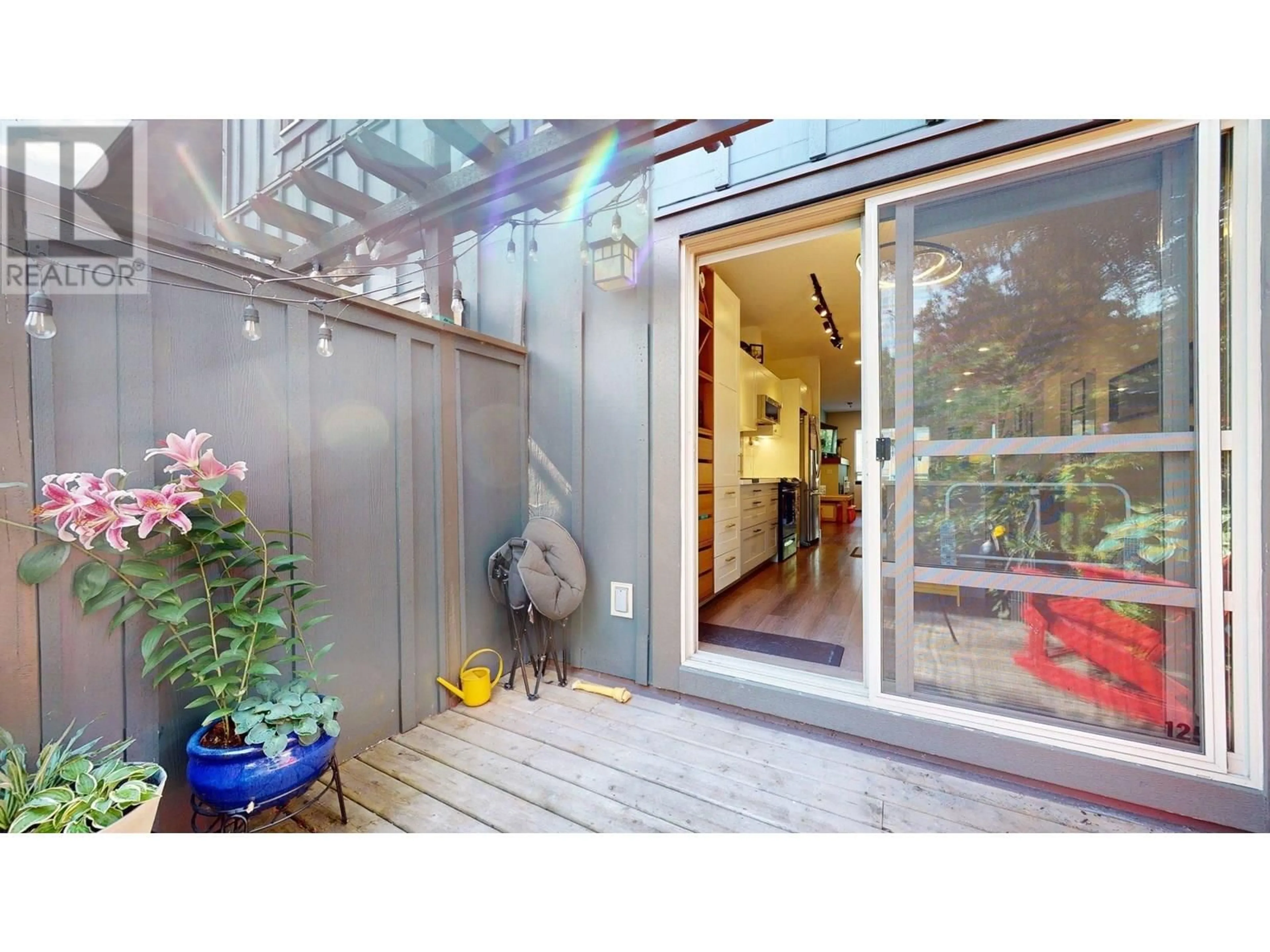 Indoor entryway for 1255 STONEMOUNT PLACE, Squamish British Columbia V8B0R8