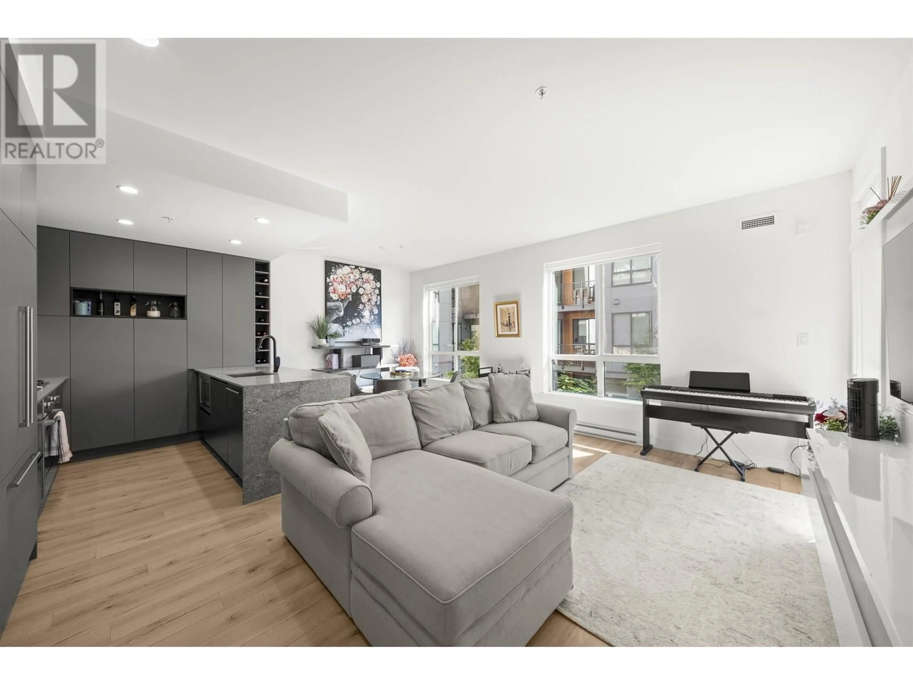 Living room with furniture, unknown for 309 - 3131 MURRAY STREET, Port Moody British Columbia V3H0L9