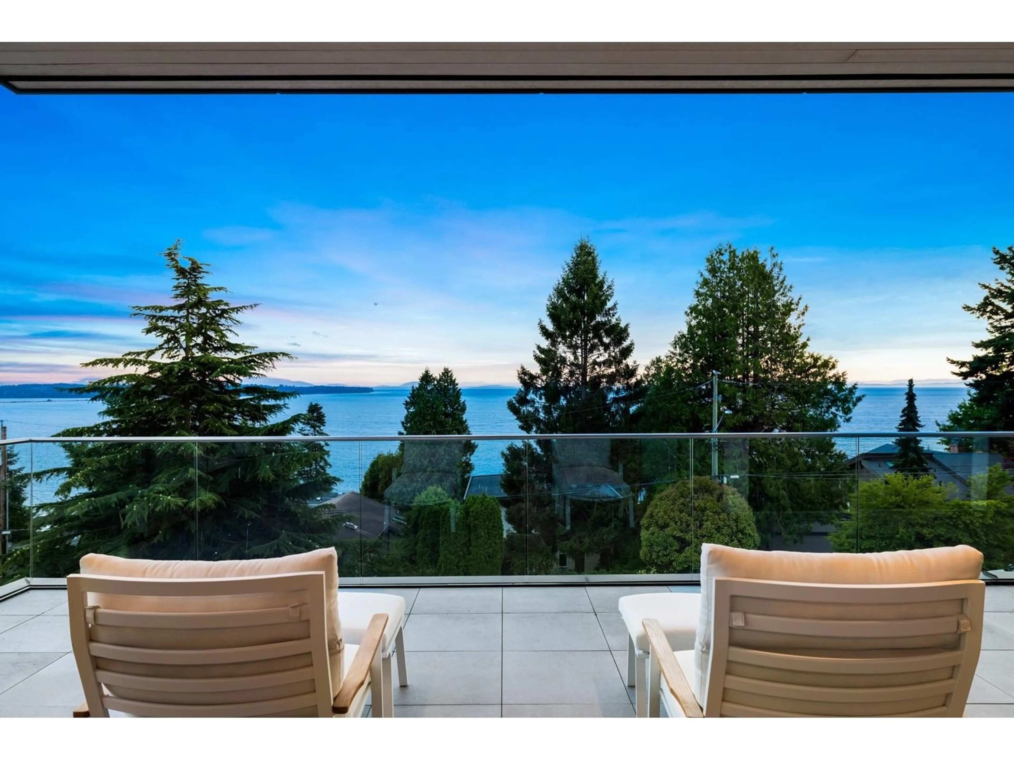Unknown for 15493 ROYAL, White Rock British Columbia V4B1N4