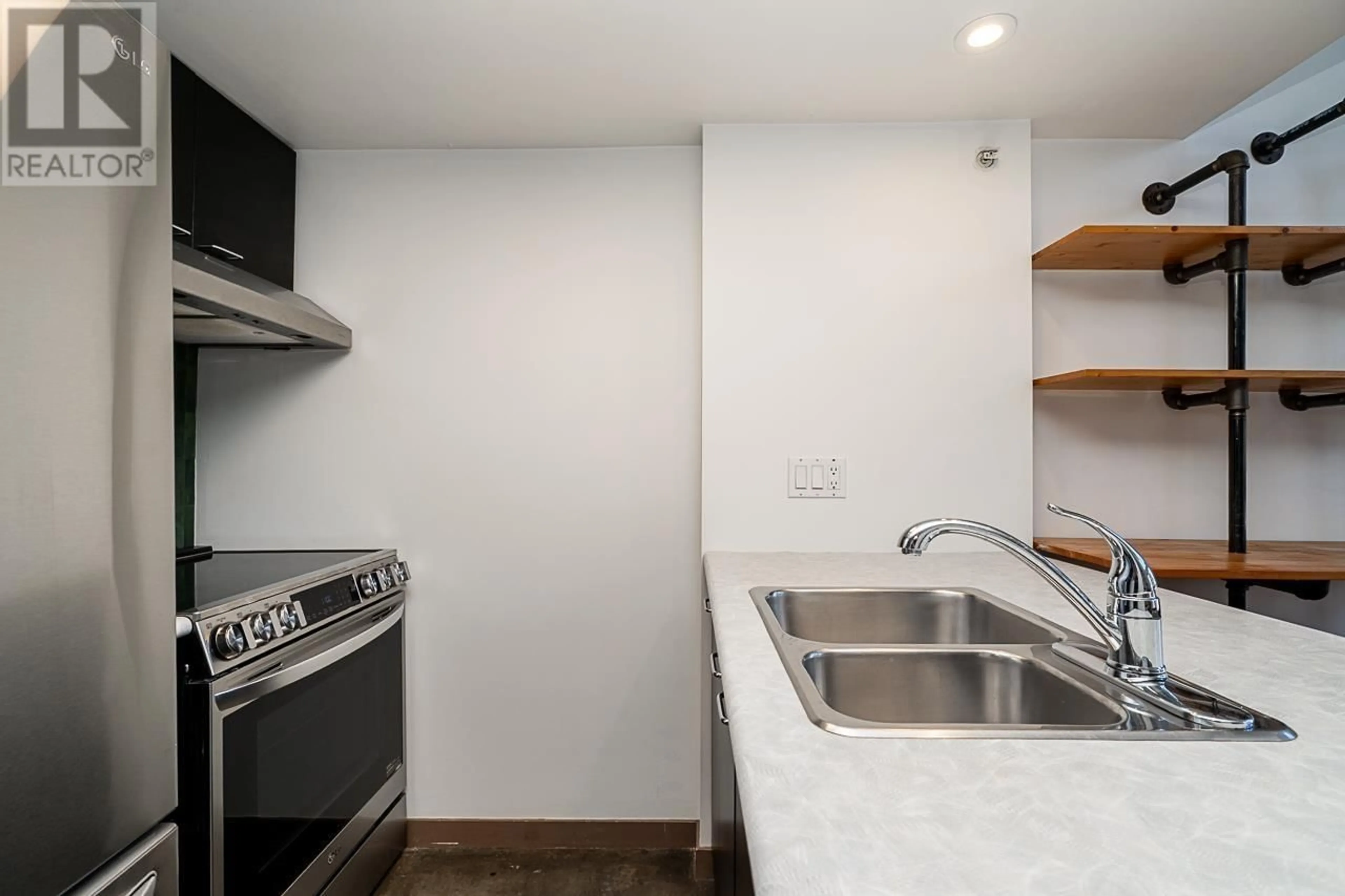 Standard kitchen, unknown for 415 - 1 CORDOVA STREET, Vancouver British Columbia V6B2J1