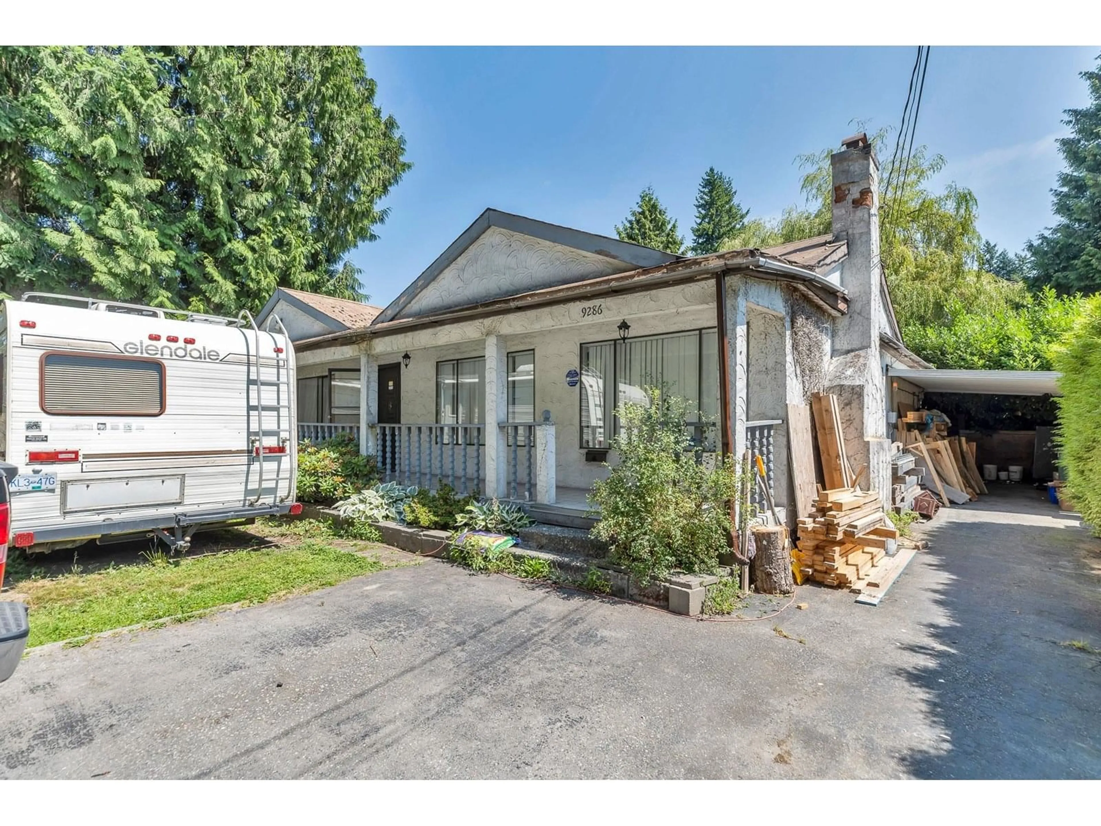 Unknown for 9286 148, Surrey British Columbia V3R3W8