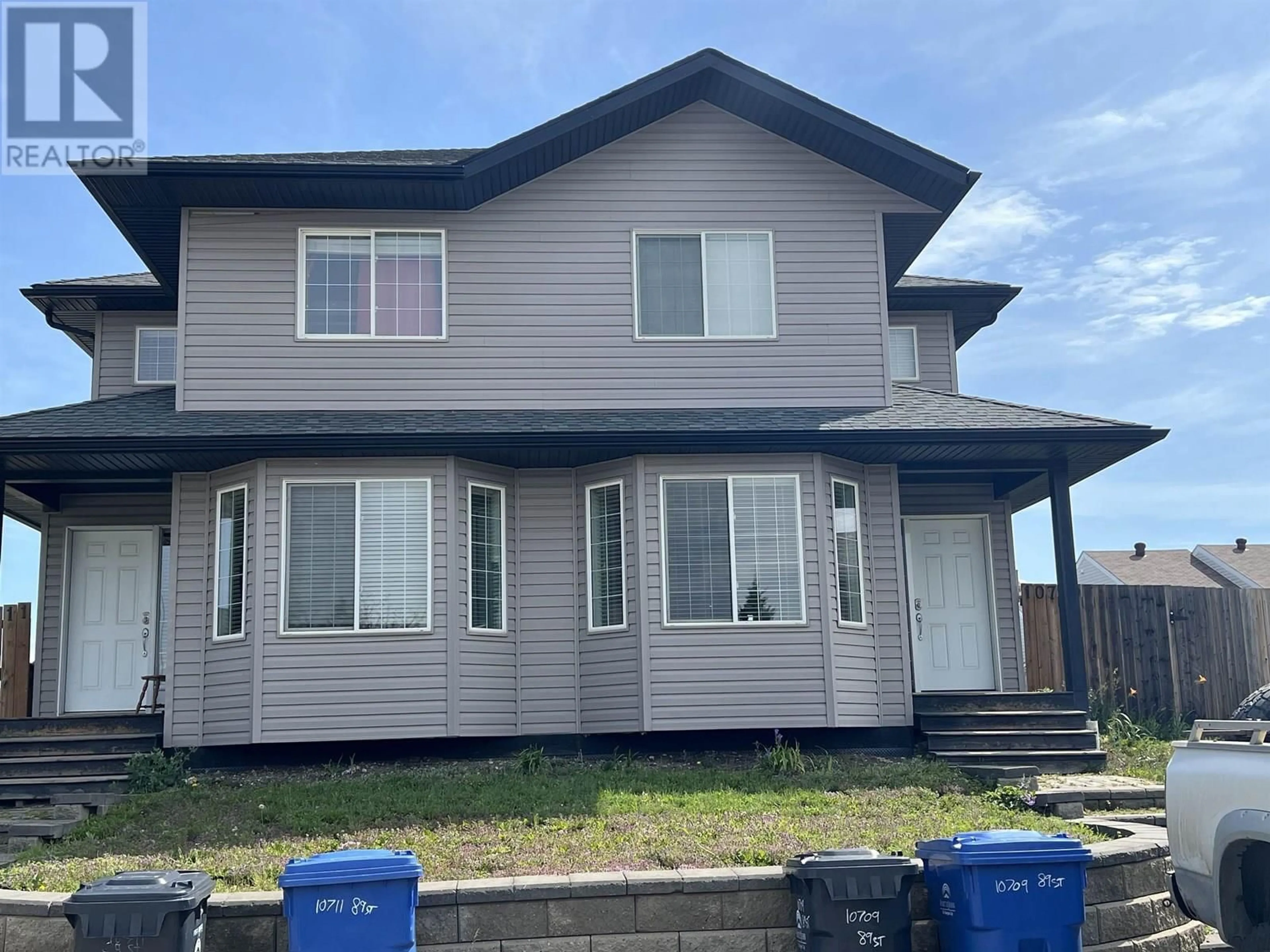 Home with vinyl exterior material, building for 10709 89 STREET, Fort St. John British Columbia V1J5S8