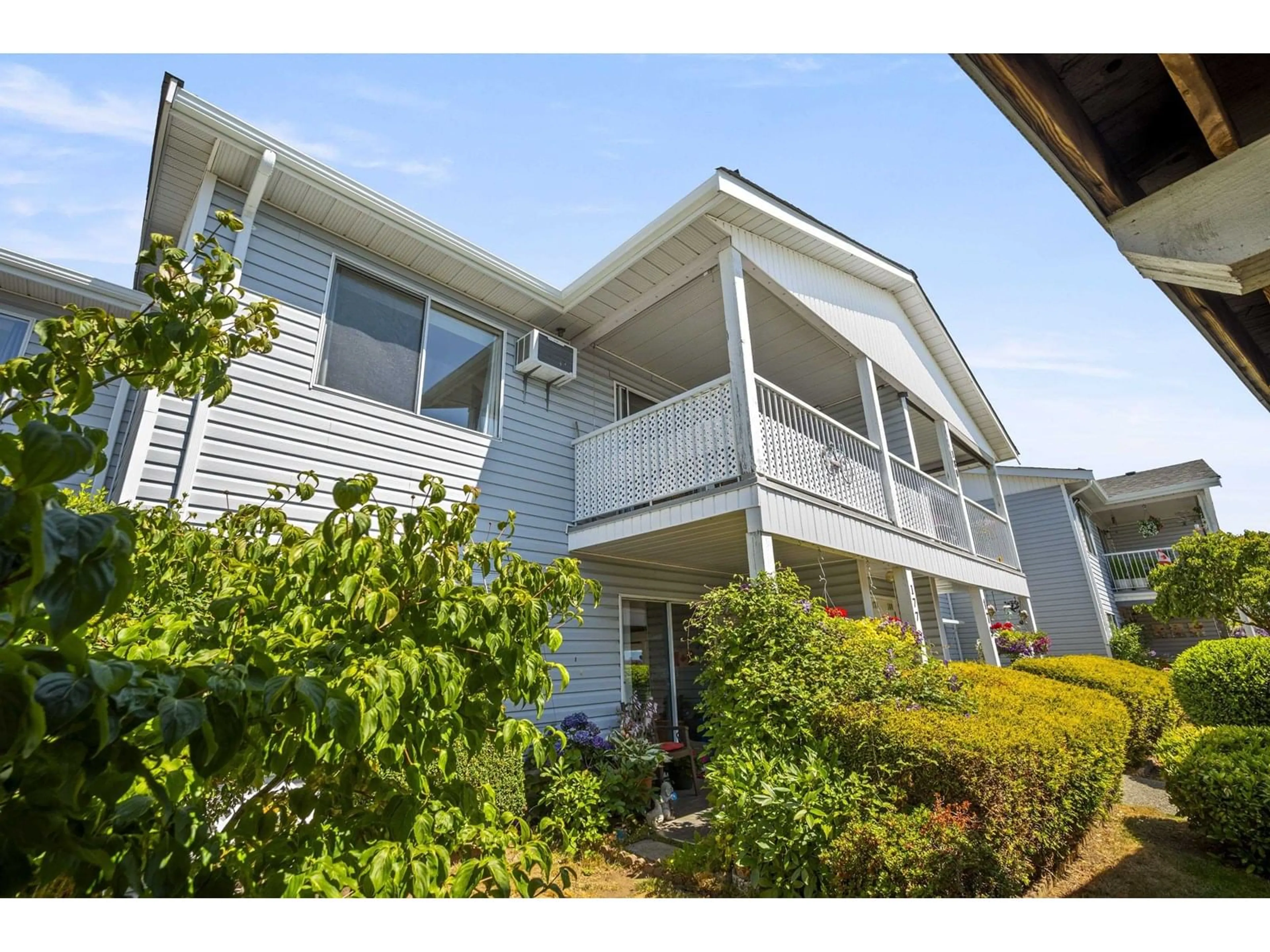 A pic from outside/outdoor area/front of a property/back of a property/a pic from drone, unknown for 178 - 32691 GARIBALDI, Abbotsford British Columbia V2T5T7