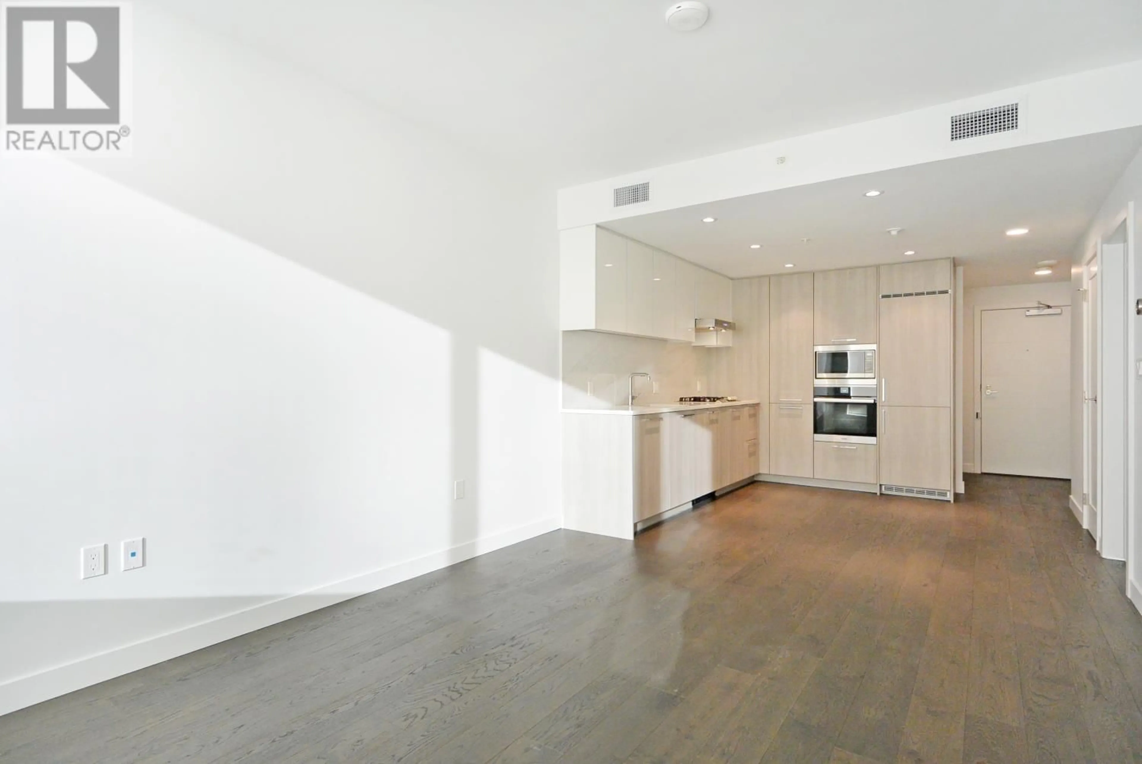 Unknown for 806 - 8160 MCMYN WAY, Richmond British Columbia V6X0V2