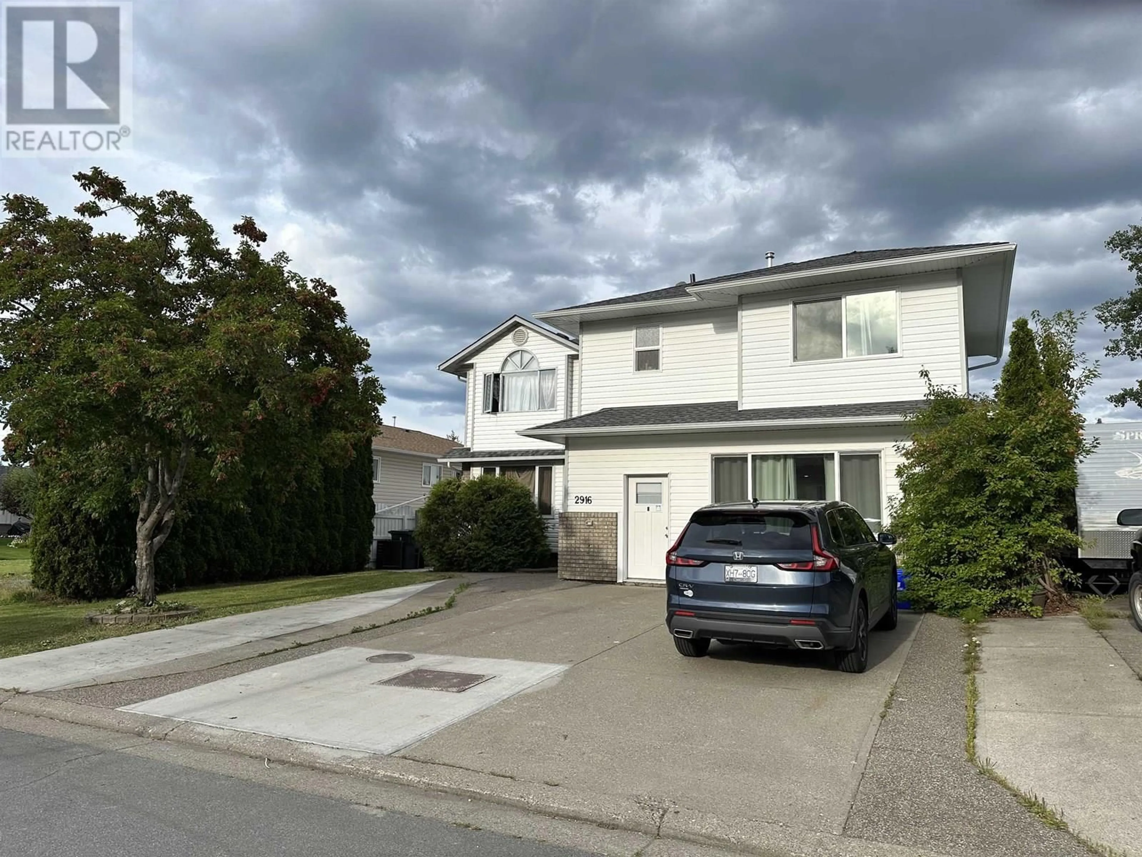 A pic from outside/outdoor area/front of a property/back of a property/a pic from drone, street for 2916 WAYNE STREET, Prince George British Columbia V2N4M8
