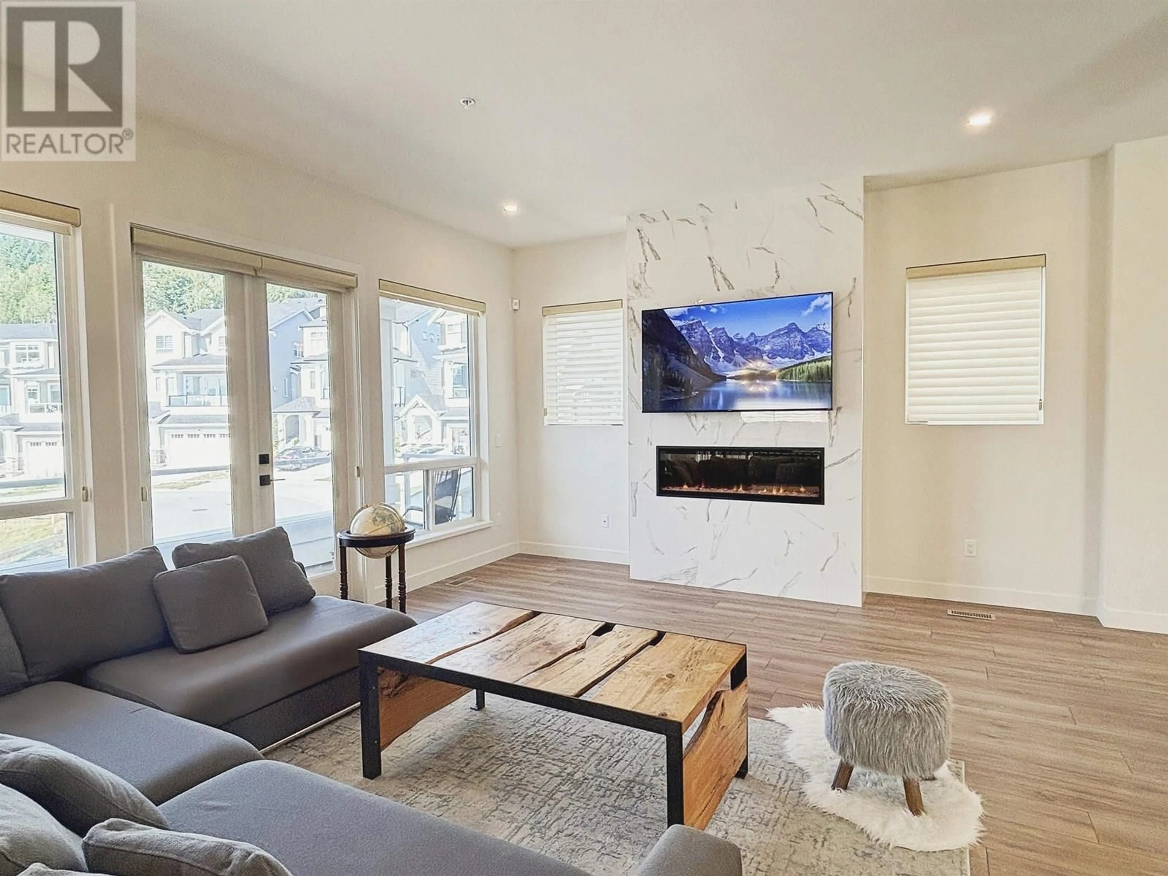 Living room with furniture, unknown for 14033 230 STREET, Maple Ridge British Columbia V4R0G9