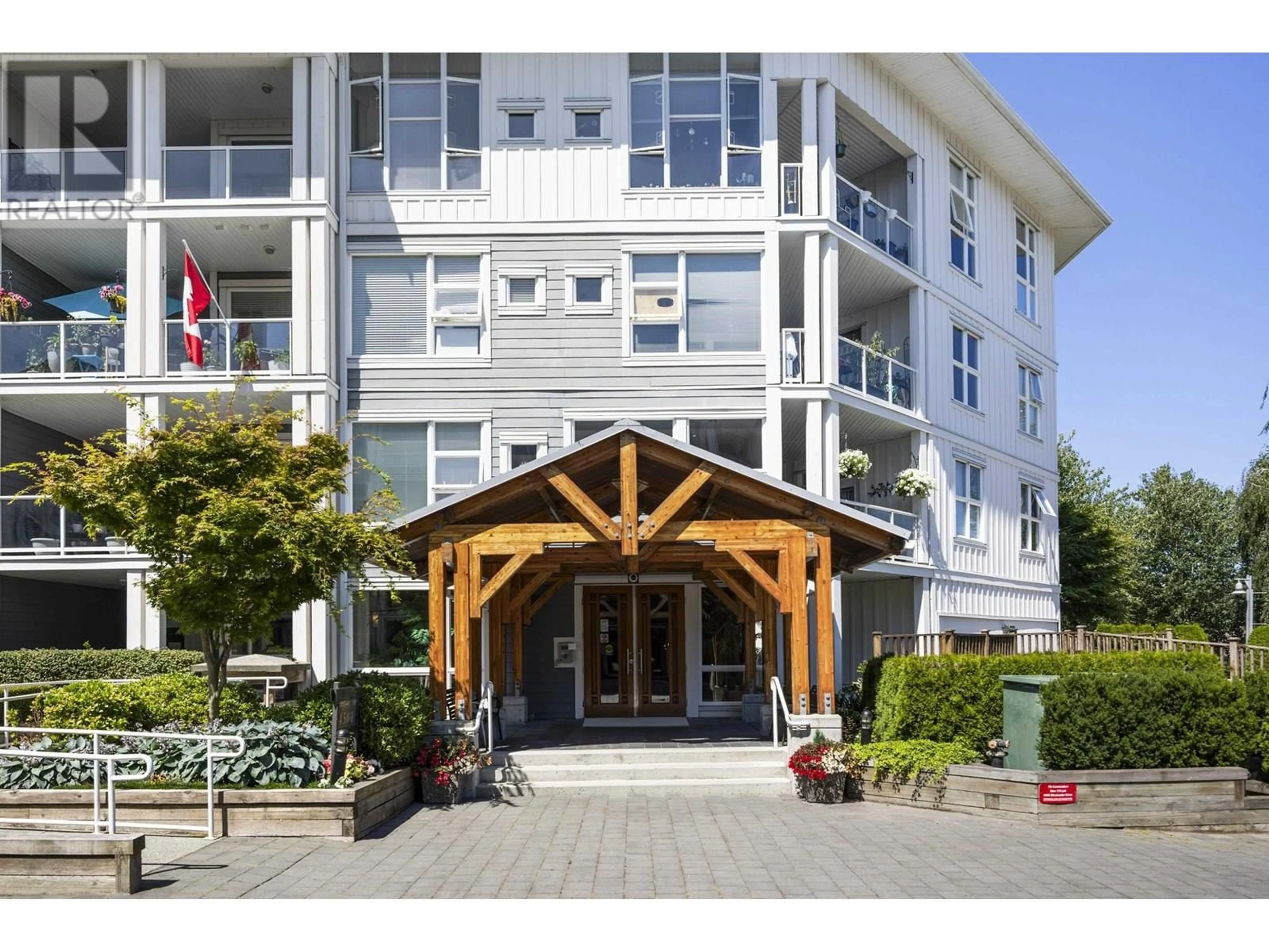 Indoor foyer for 416 - 4500 WESTWATER DRIVE, Richmond British Columbia V7E6S1