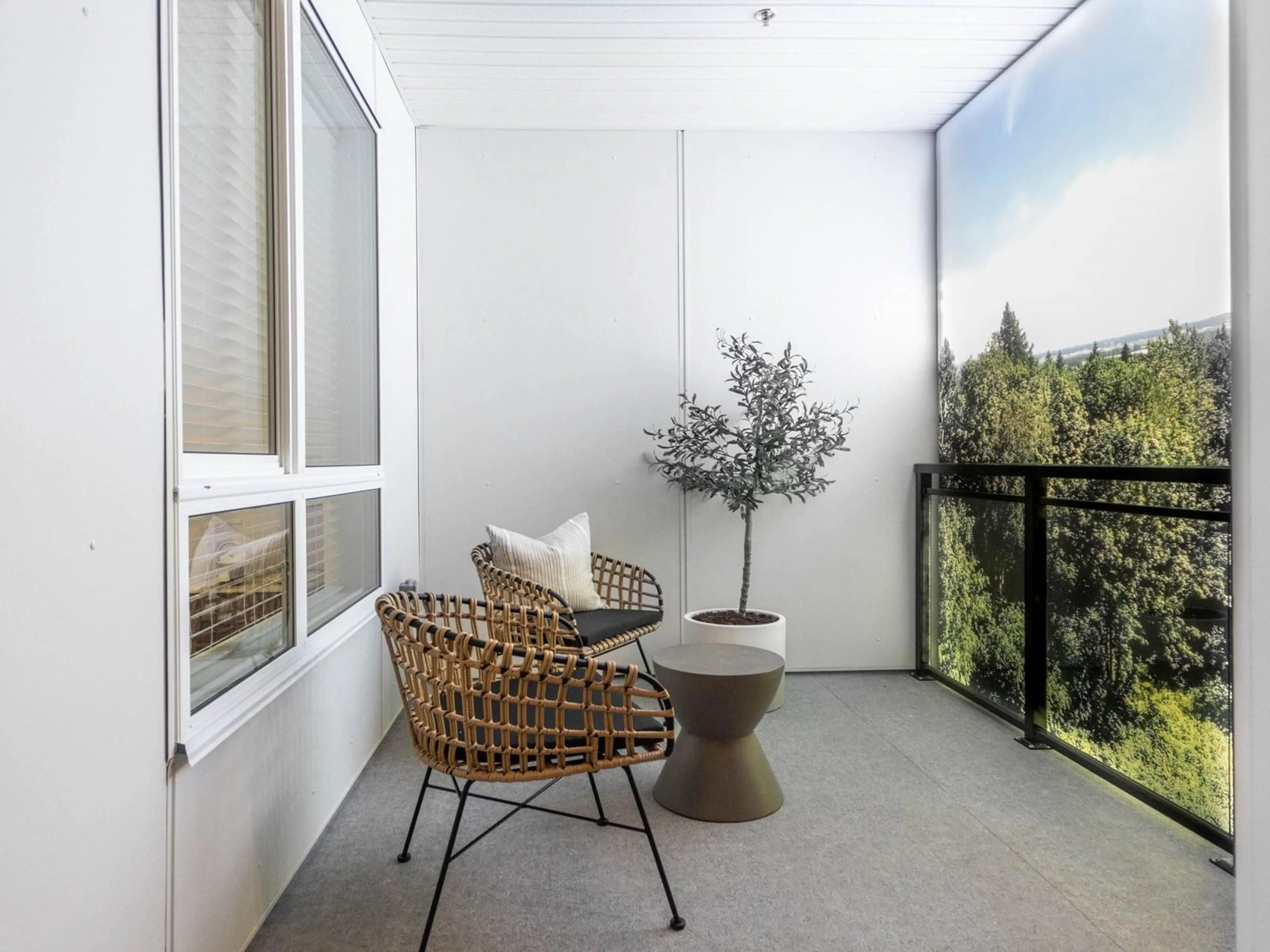 Balcony in the apartment, street for 419 - 33885 PINE, Abbotsford British Columbia V2S2P3