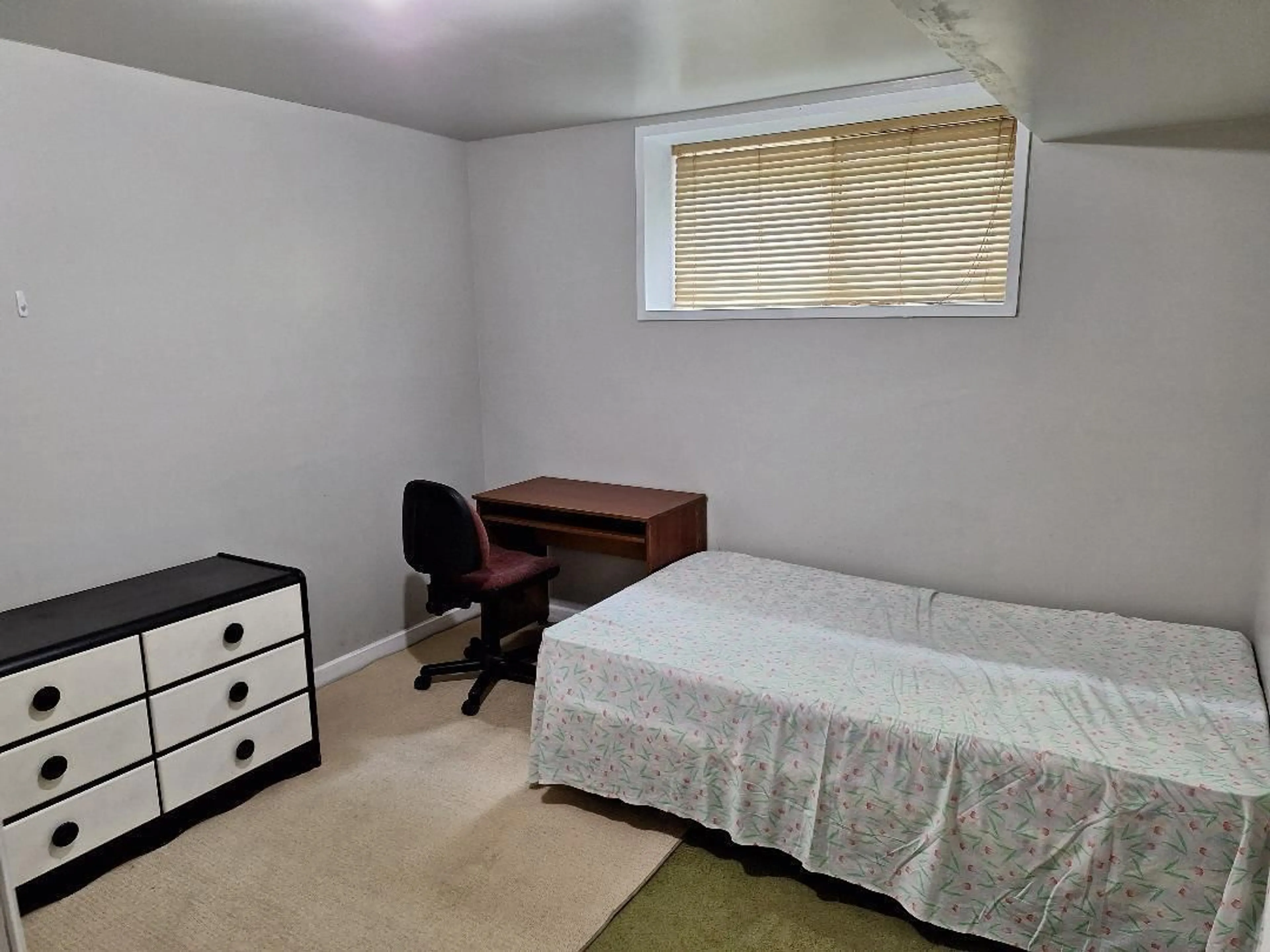 A pic of a room for 33025 14, Mission British Columbia V2V2P3