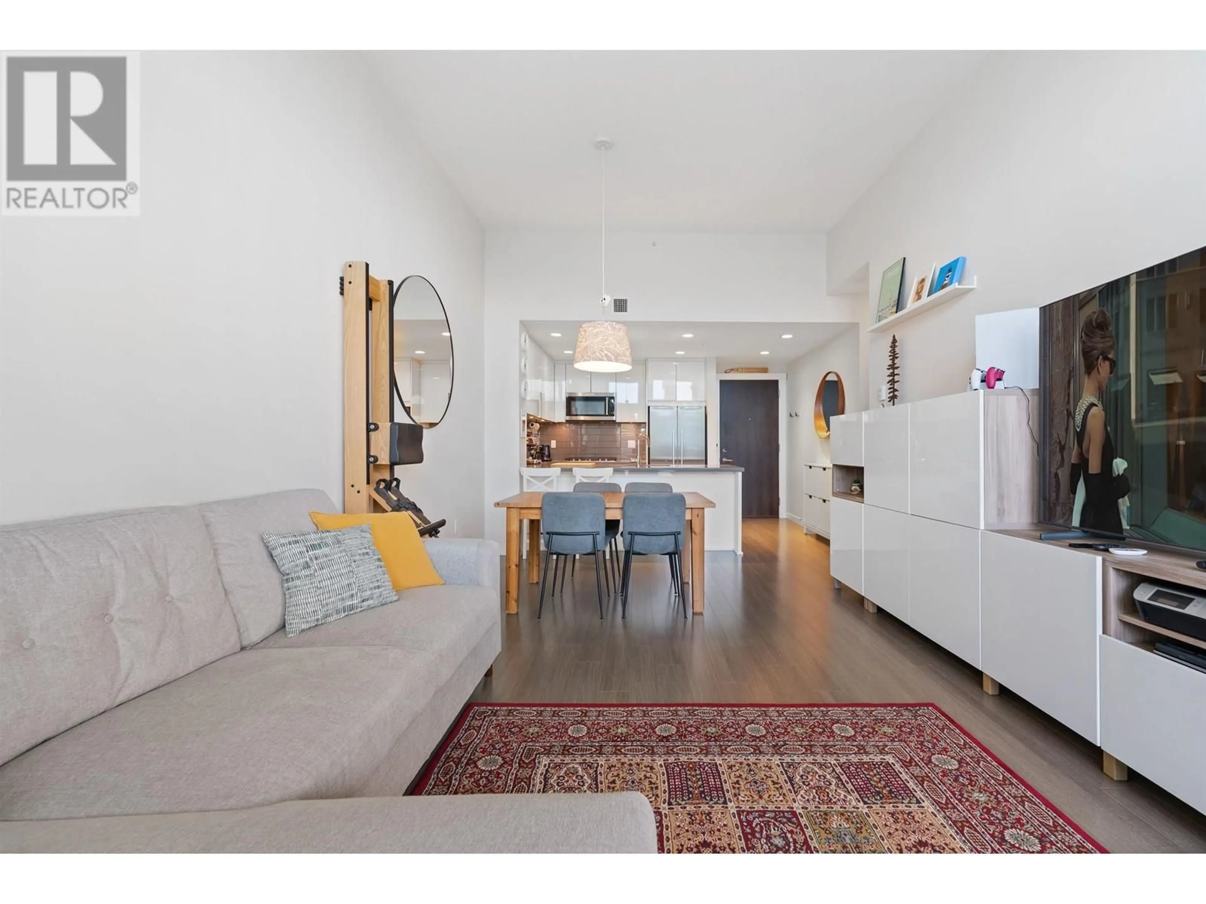 Living room with furniture, unknown for 510 - 255 1ST STREET, North Vancouver British Columbia V7M3G8