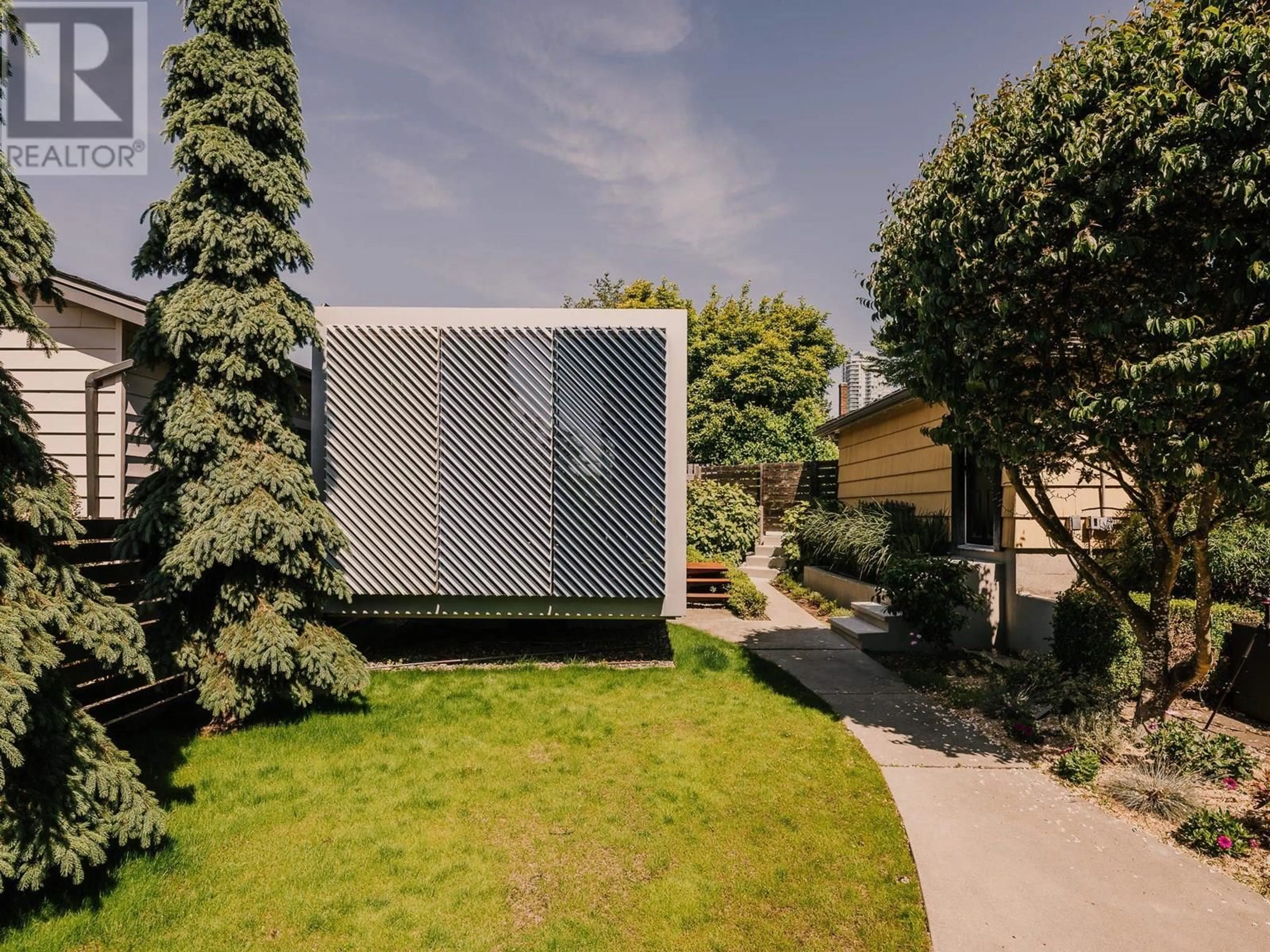 Unknown for 1833 EDINBURGH STREET, New Westminster British Columbia V3M2X2