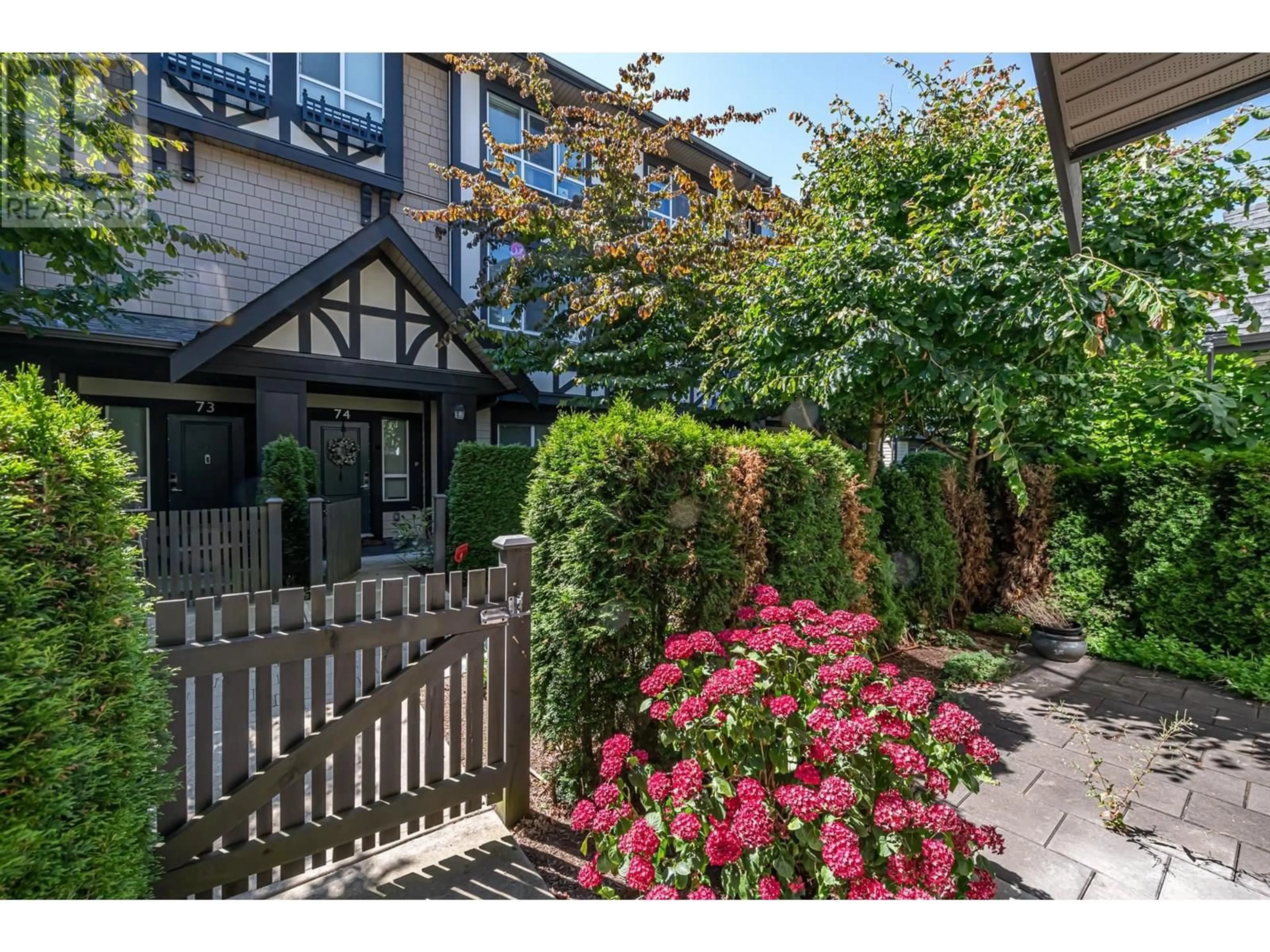 Patio, street for 104 - 10388 NO. 2 ROAD, Richmond British Columbia V7E0B9