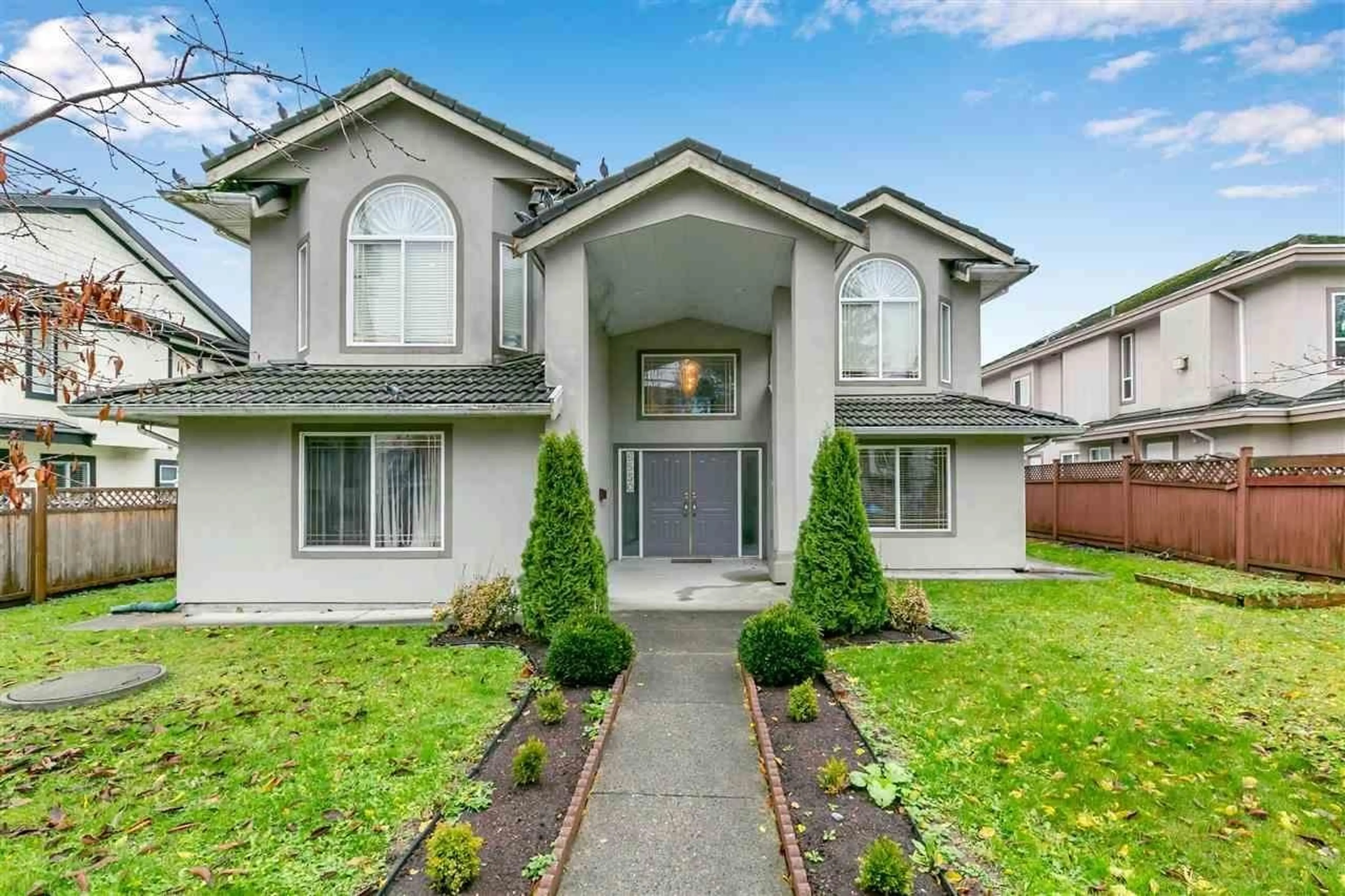 Home with vinyl exterior material, street for 6550 128, Surrey British Columbia V3W4C6