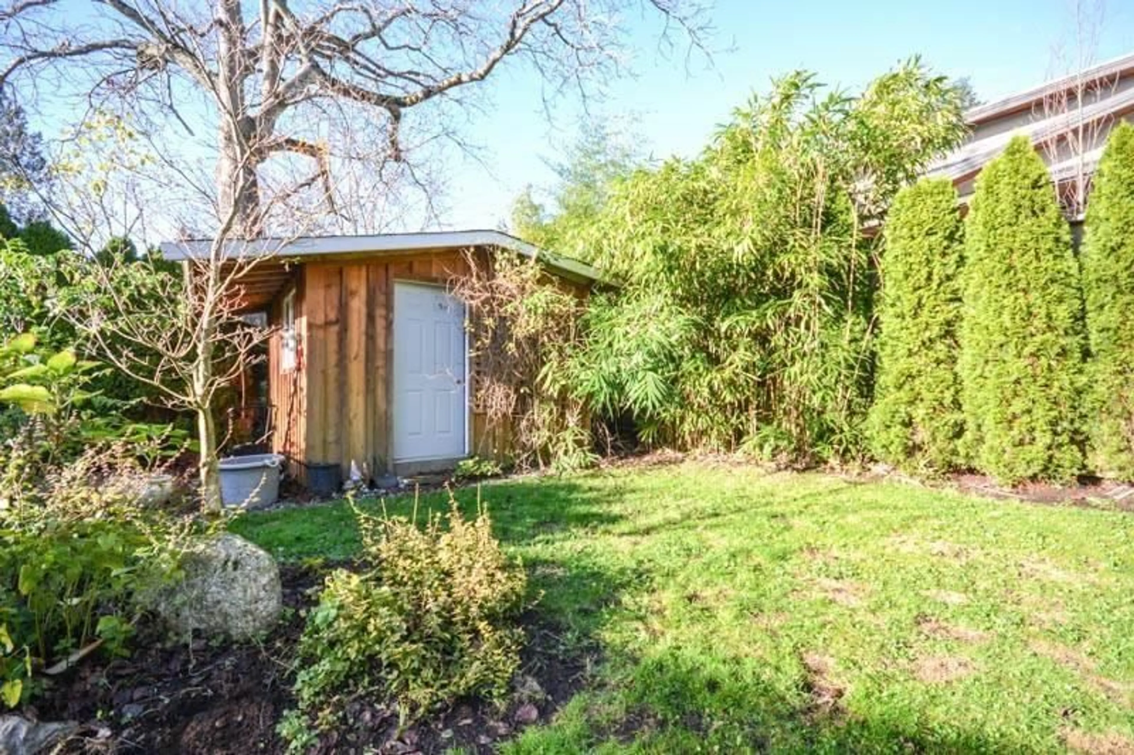 Shed for 14181 MALABAR, White Rock British Columbia V4B2Y4