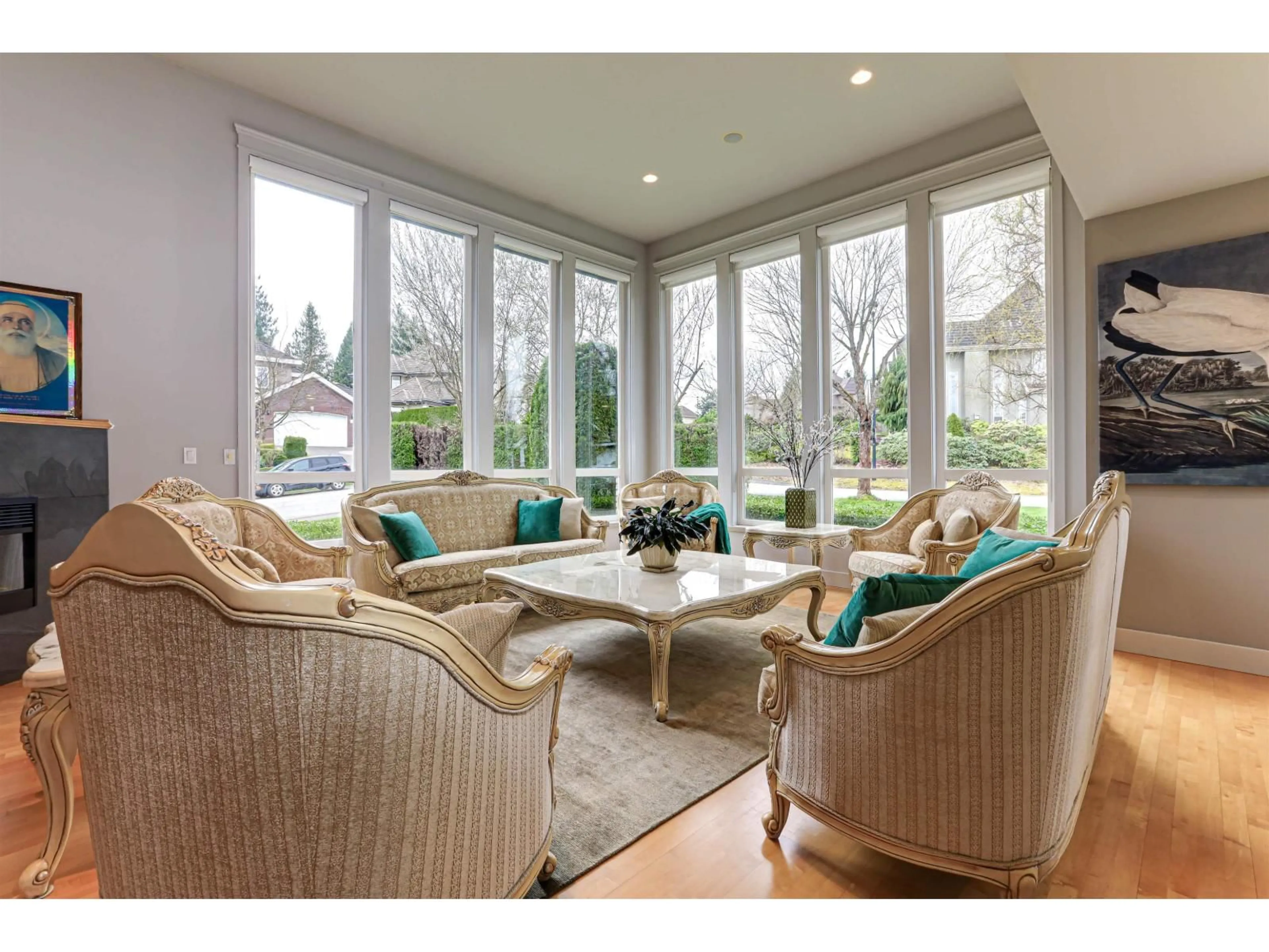Living room with furniture, unknown for 16308 114, Surrey British Columbia V4N4P8